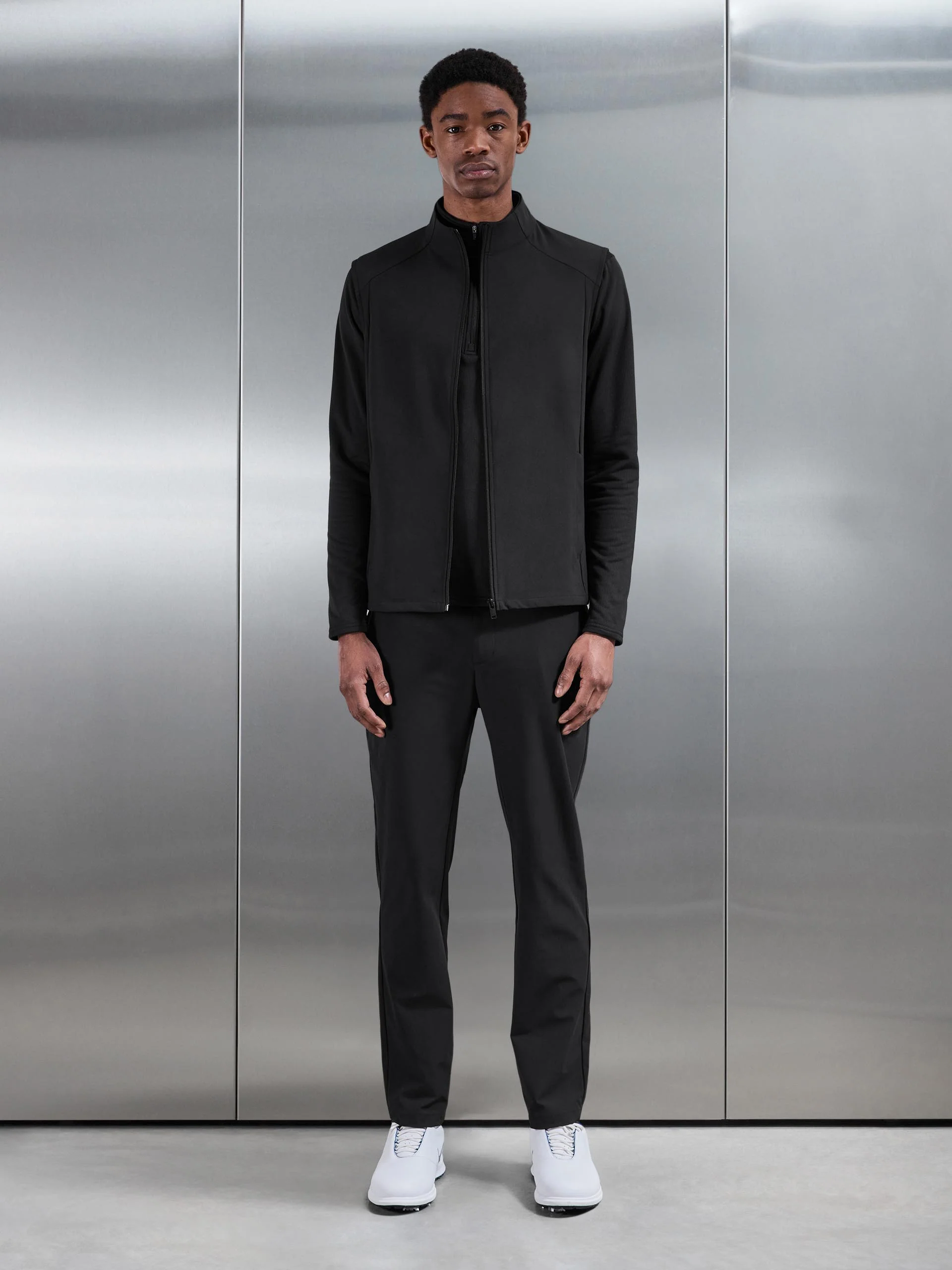 24 Hour Gilet in Black - Image 4