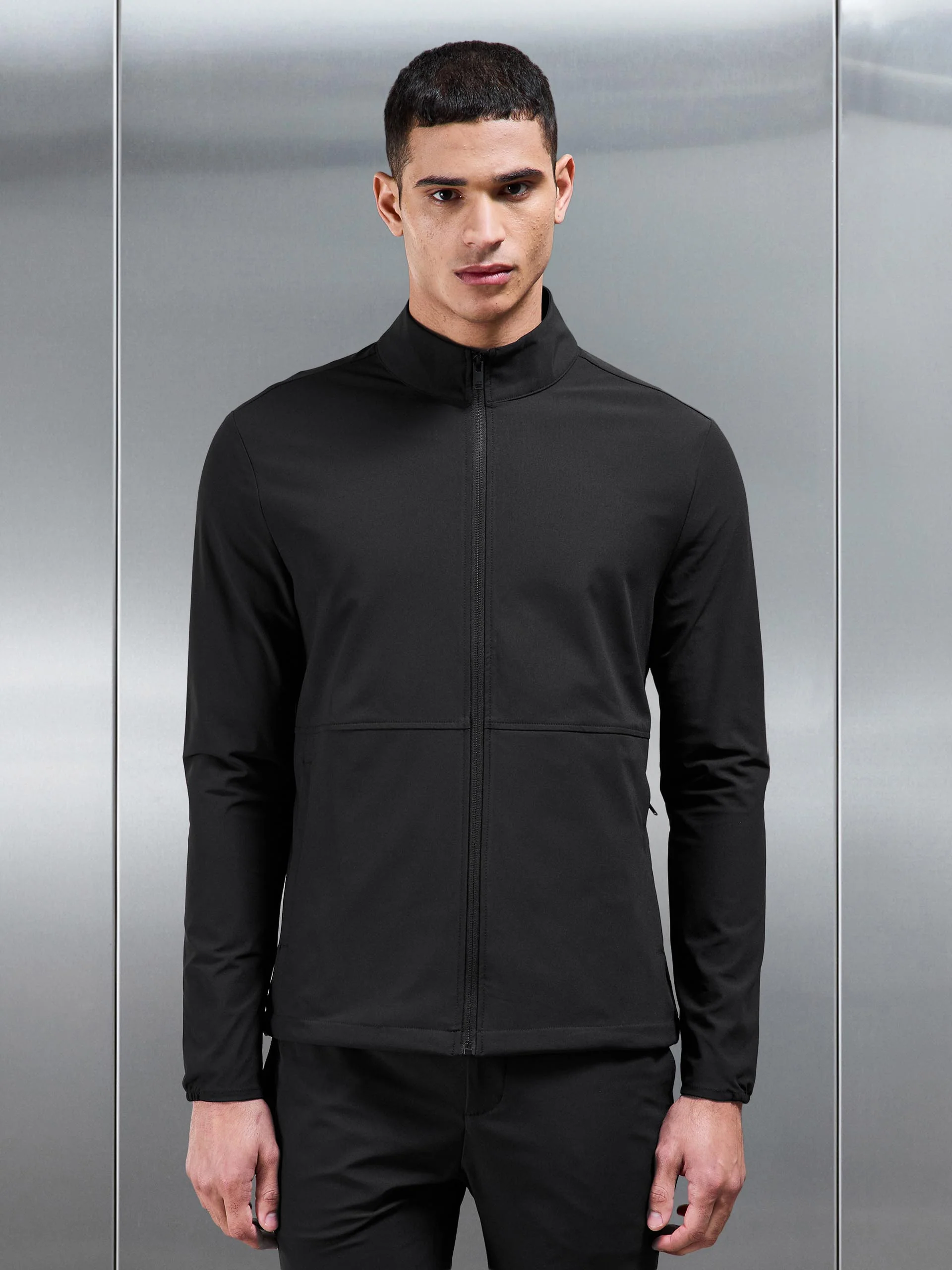 24 Hour Jacket in Black - Image 3