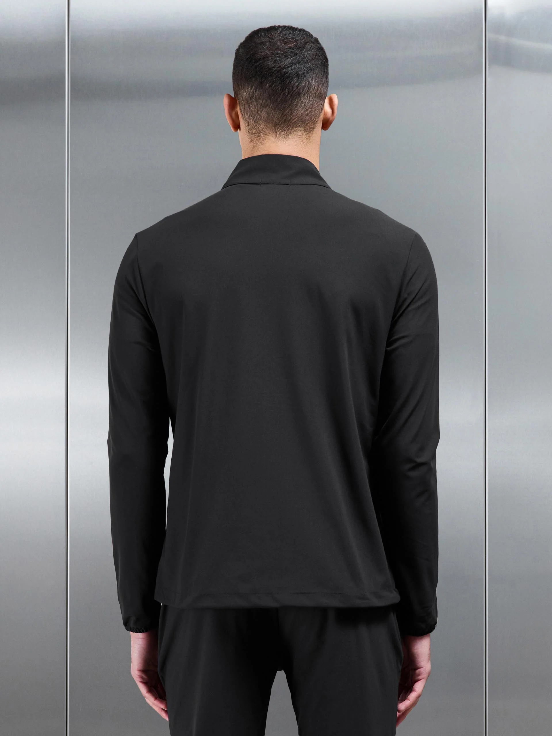 24 Hour Jacket in Black - Image 5