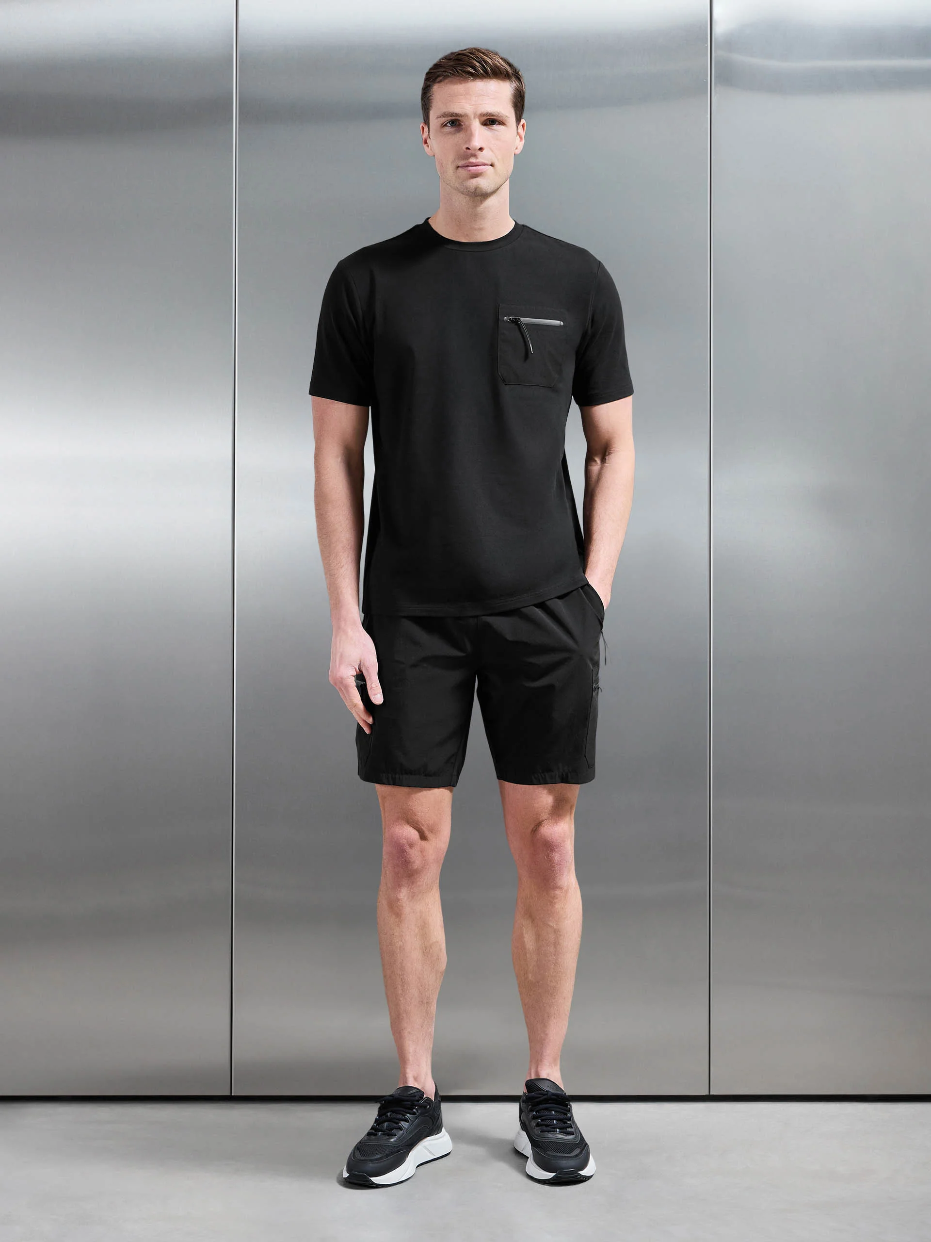 Active Cargo T-Shirt in Black - Image 2