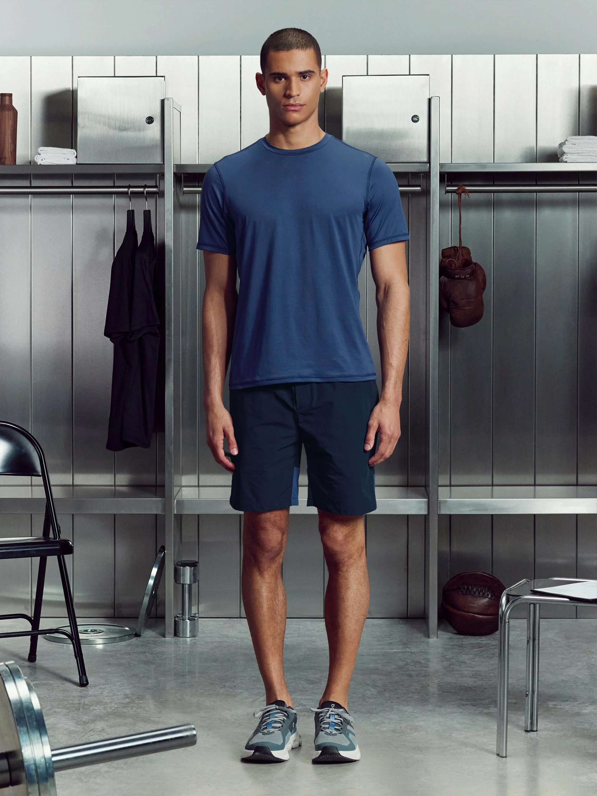Active Colour Block Short in Navy Steel Blue - Image 2
