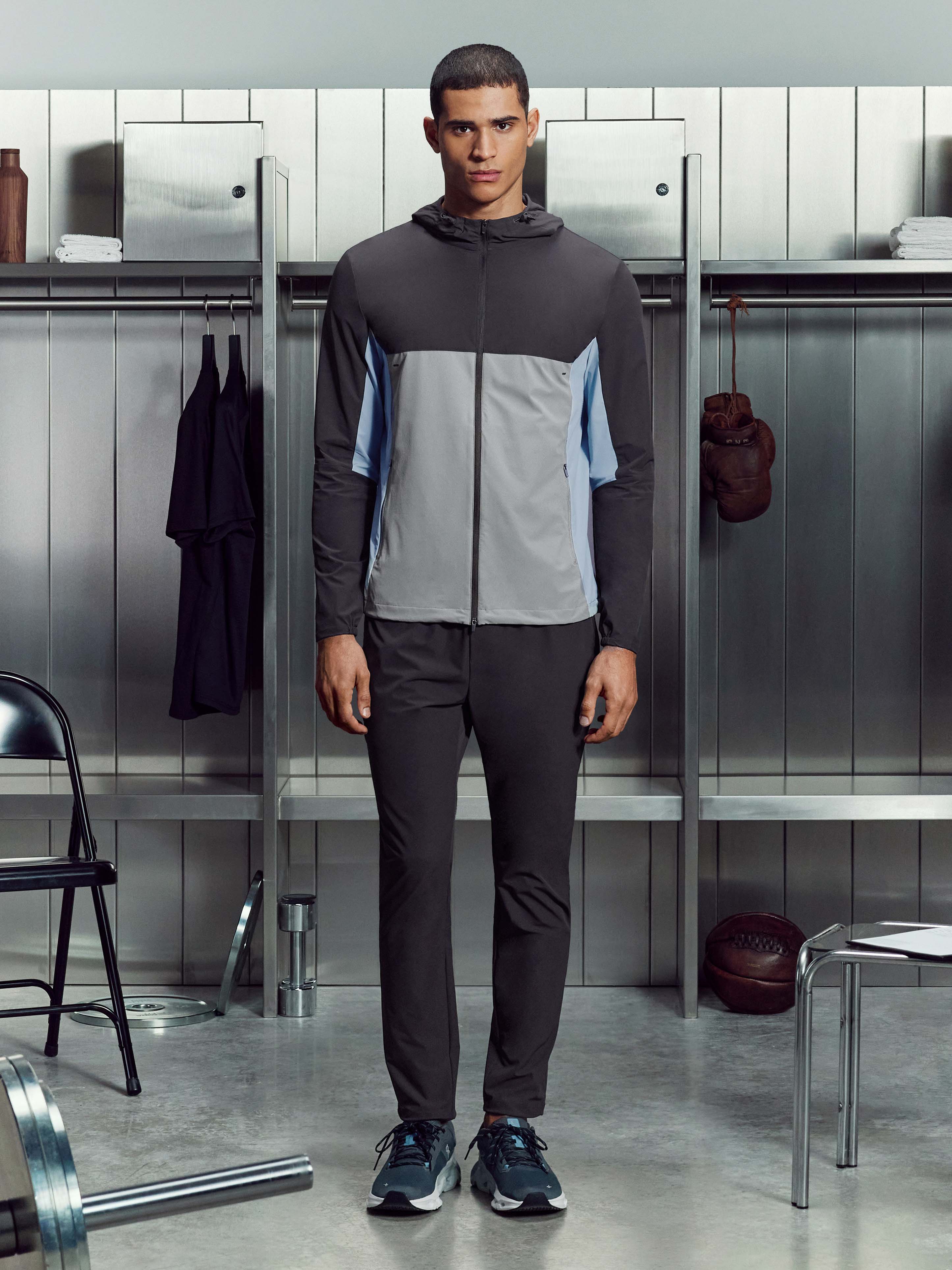 Active Colour Block Windbreaker in Mid Grey - Image 2