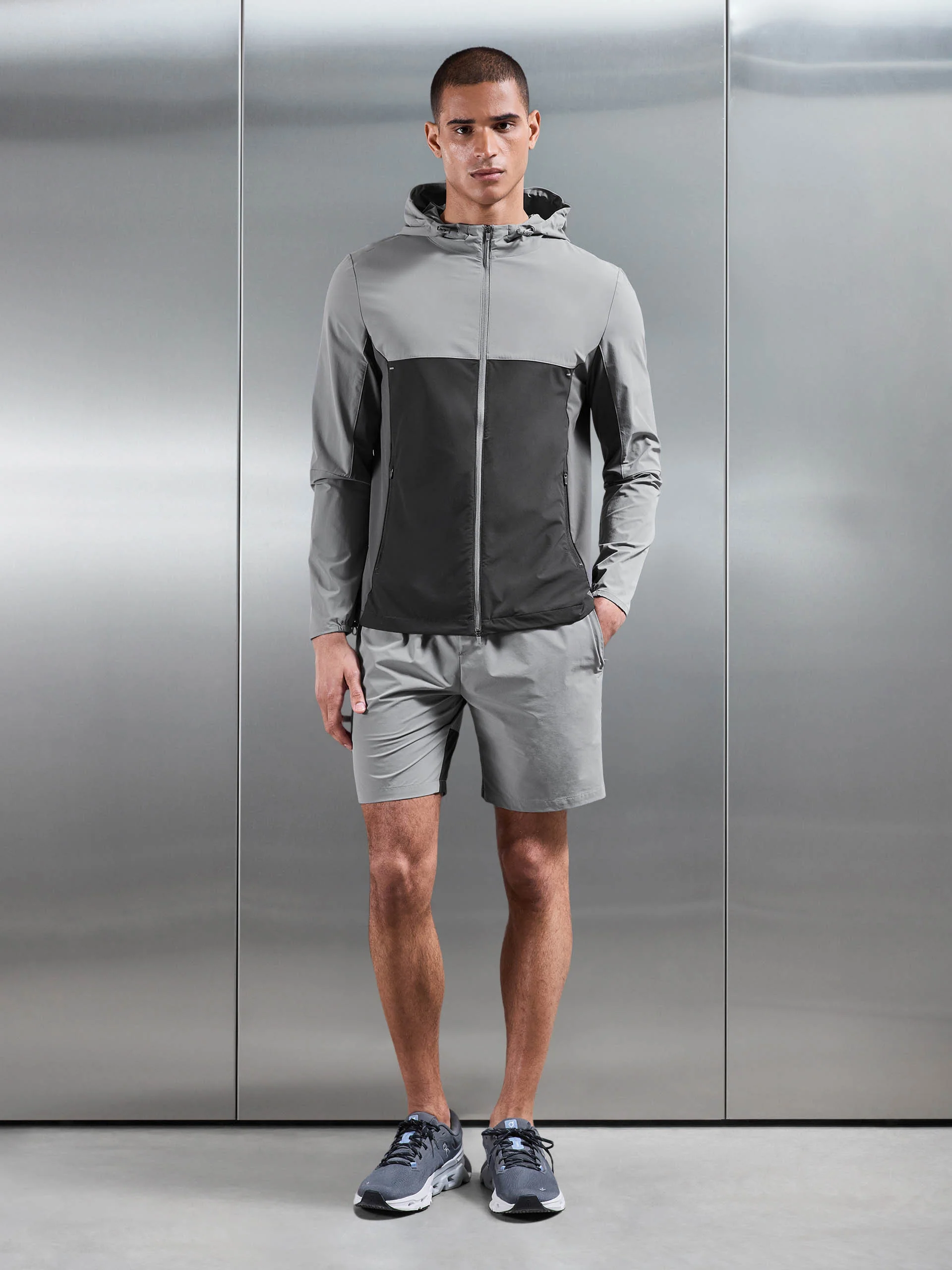 Active Colour Block Windbreaker in Mid Grey Grey - Image 4