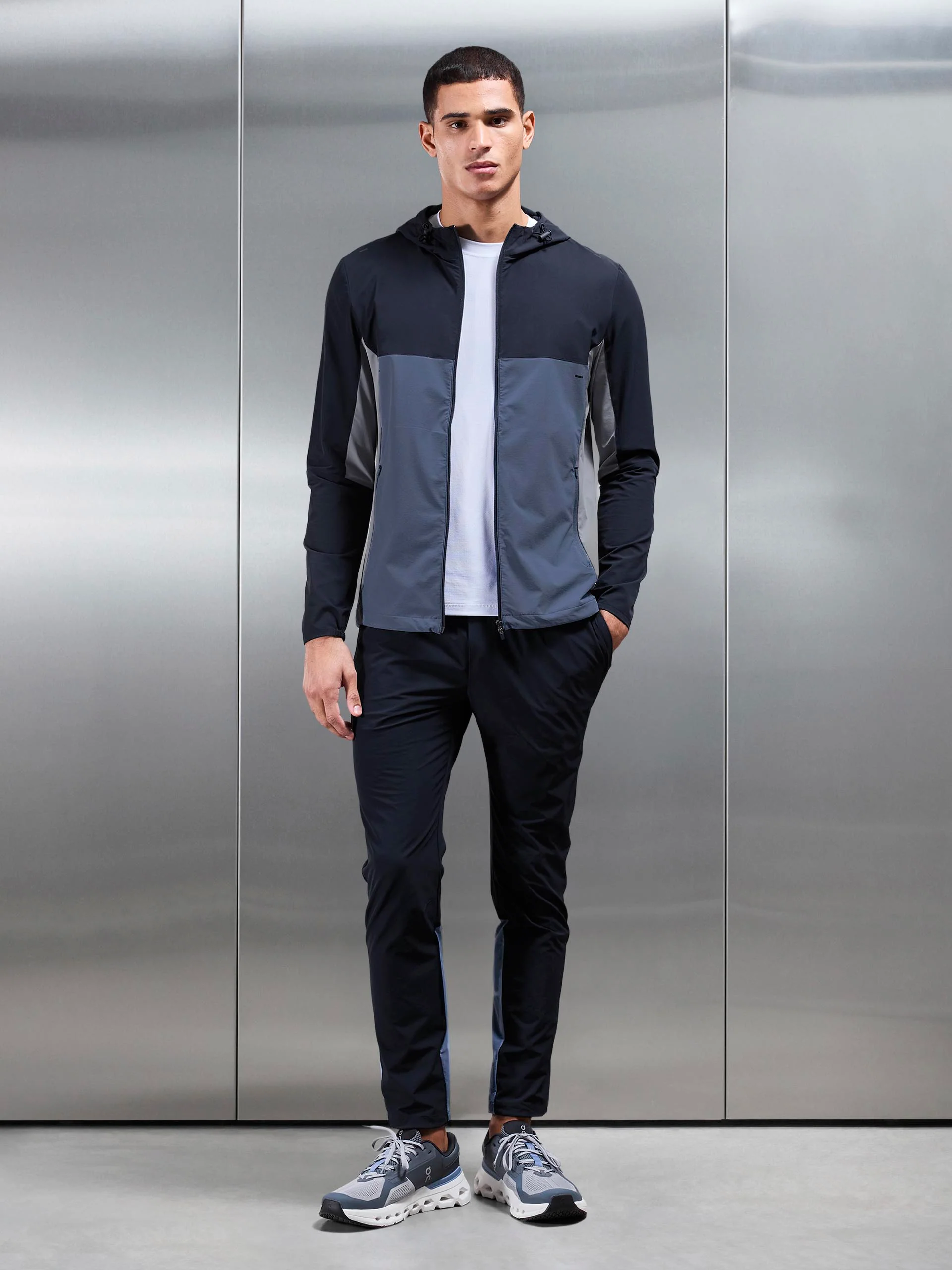 Active Colour Block Windbreaker in Navy - Image 4
