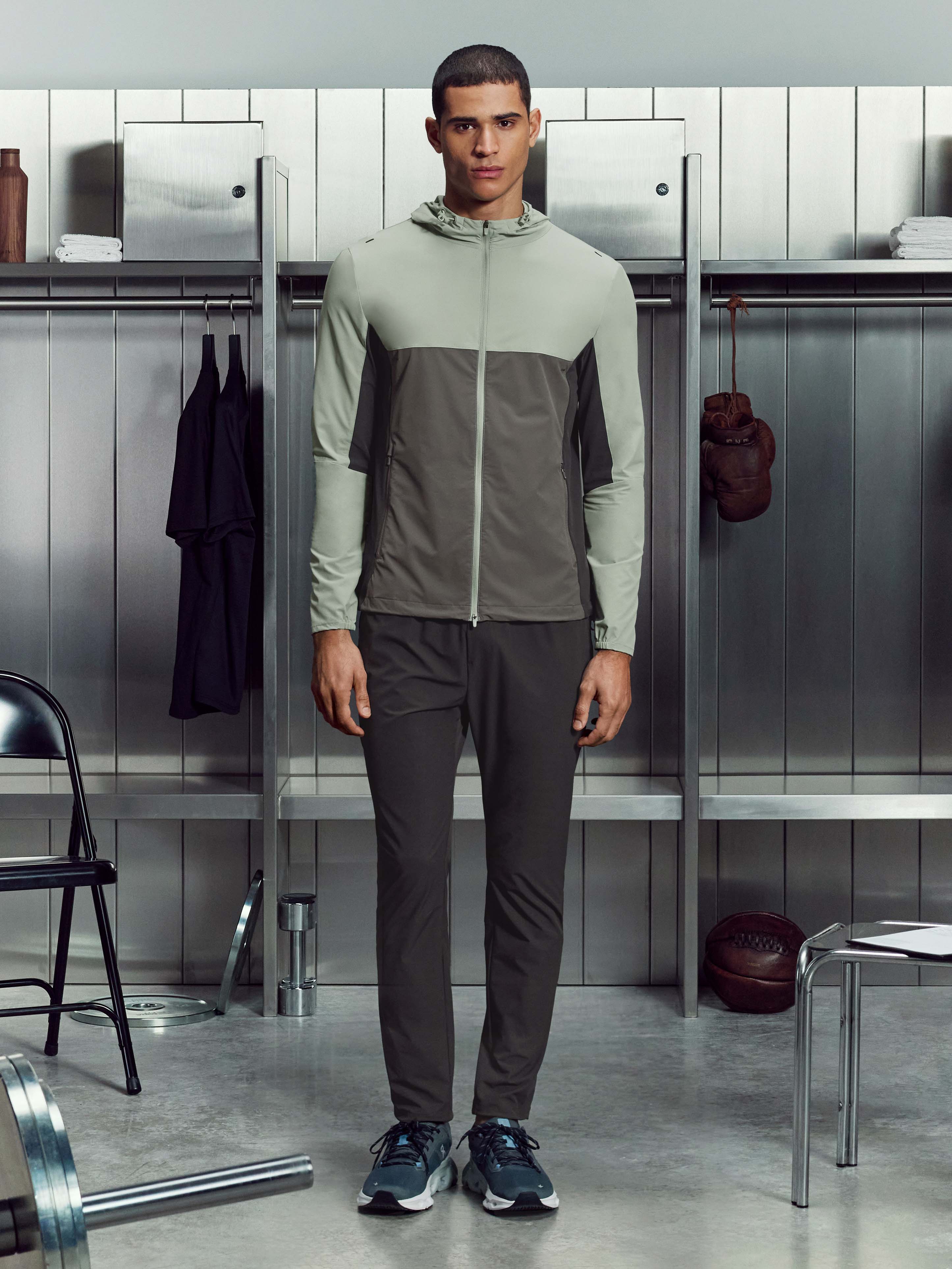 Active Colour Block Windbreaker in Olive - Image 2