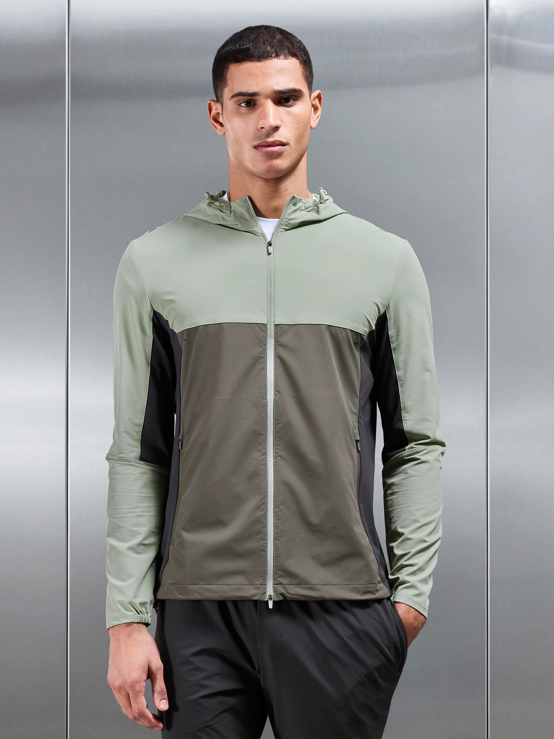 Active Colour Block Windbreaker in Olive - Image 3