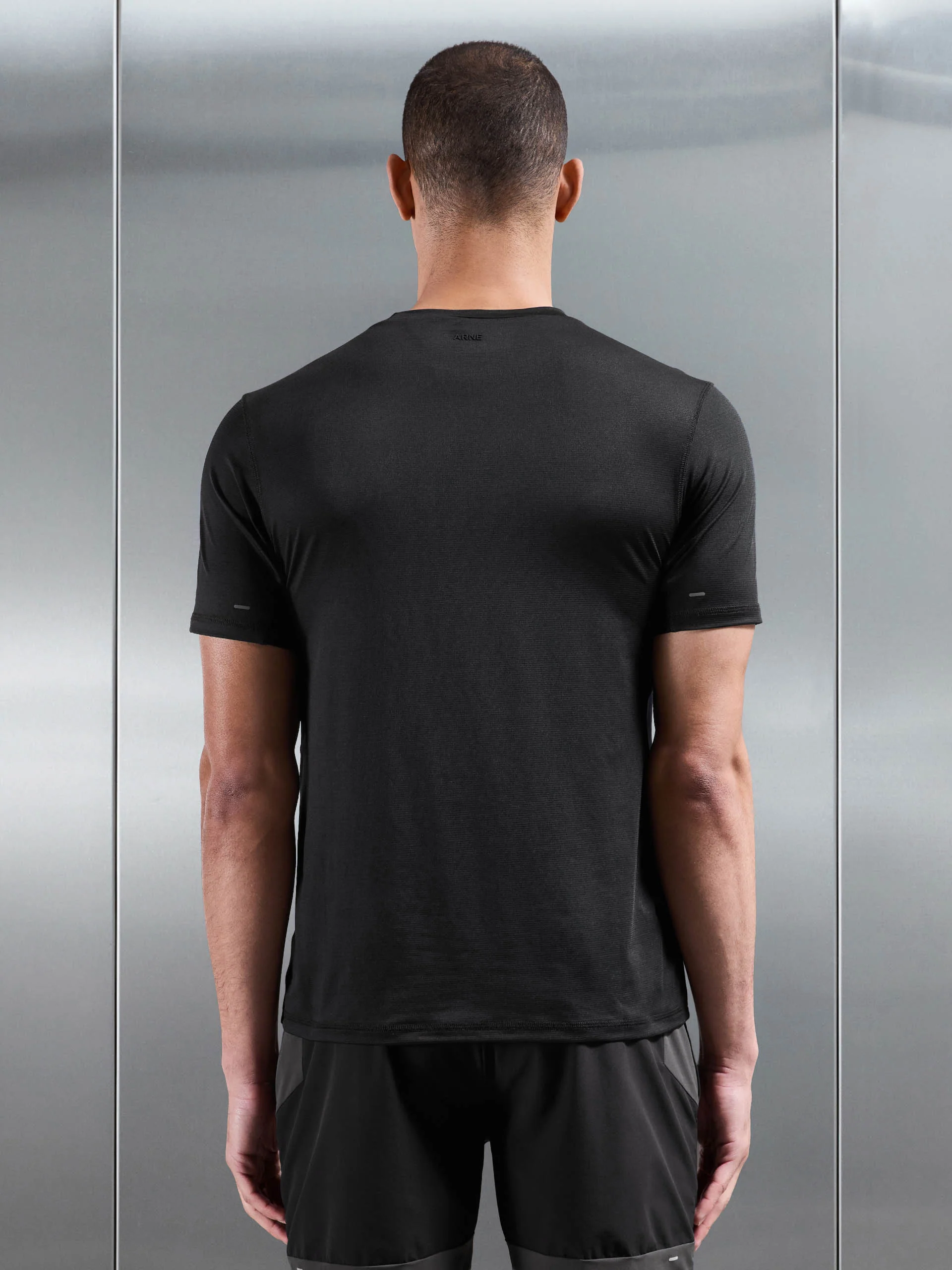 Active Essential T-Shirt in Black - Image 5
