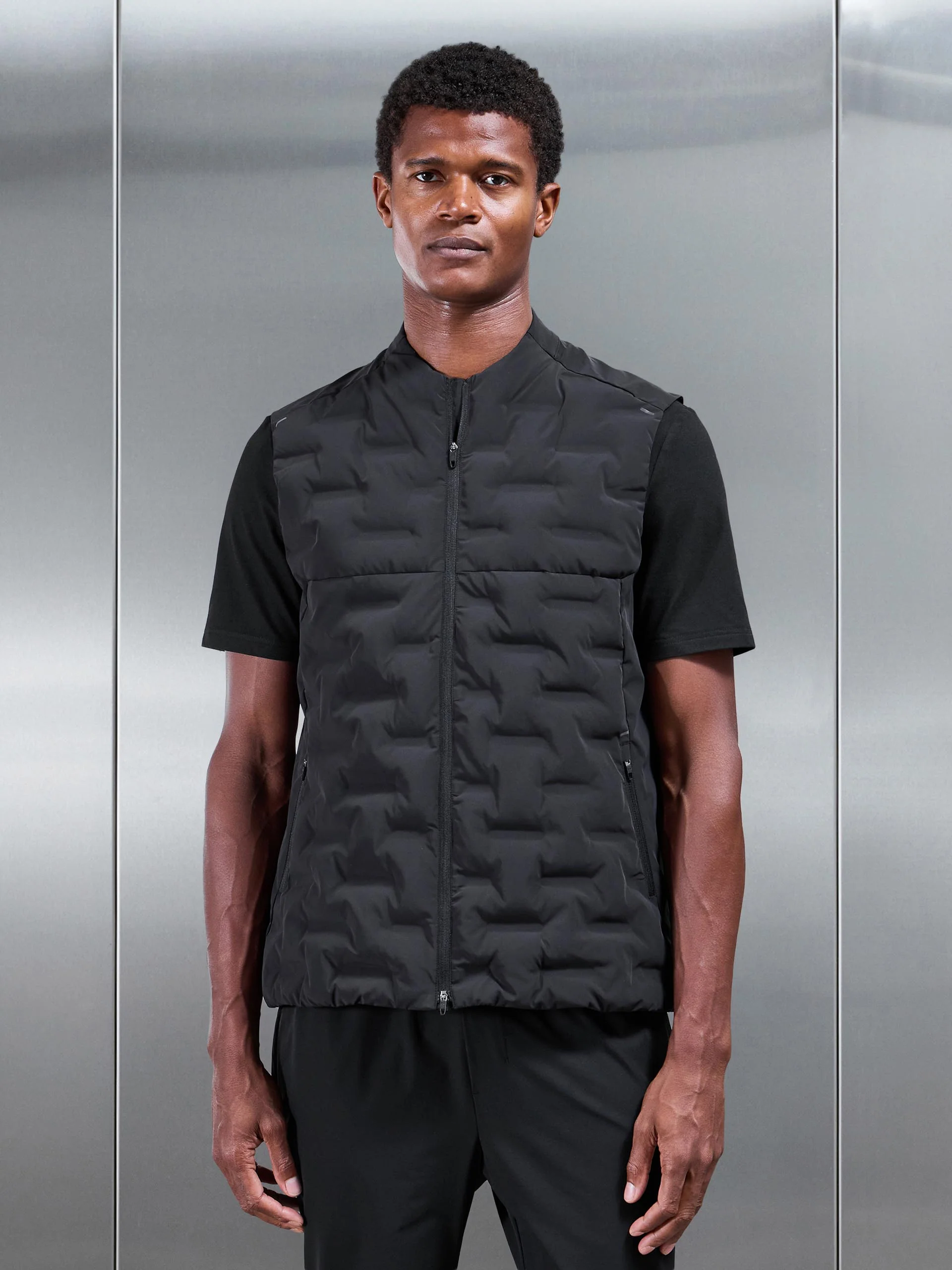 Active Gilet in Black - Image 10