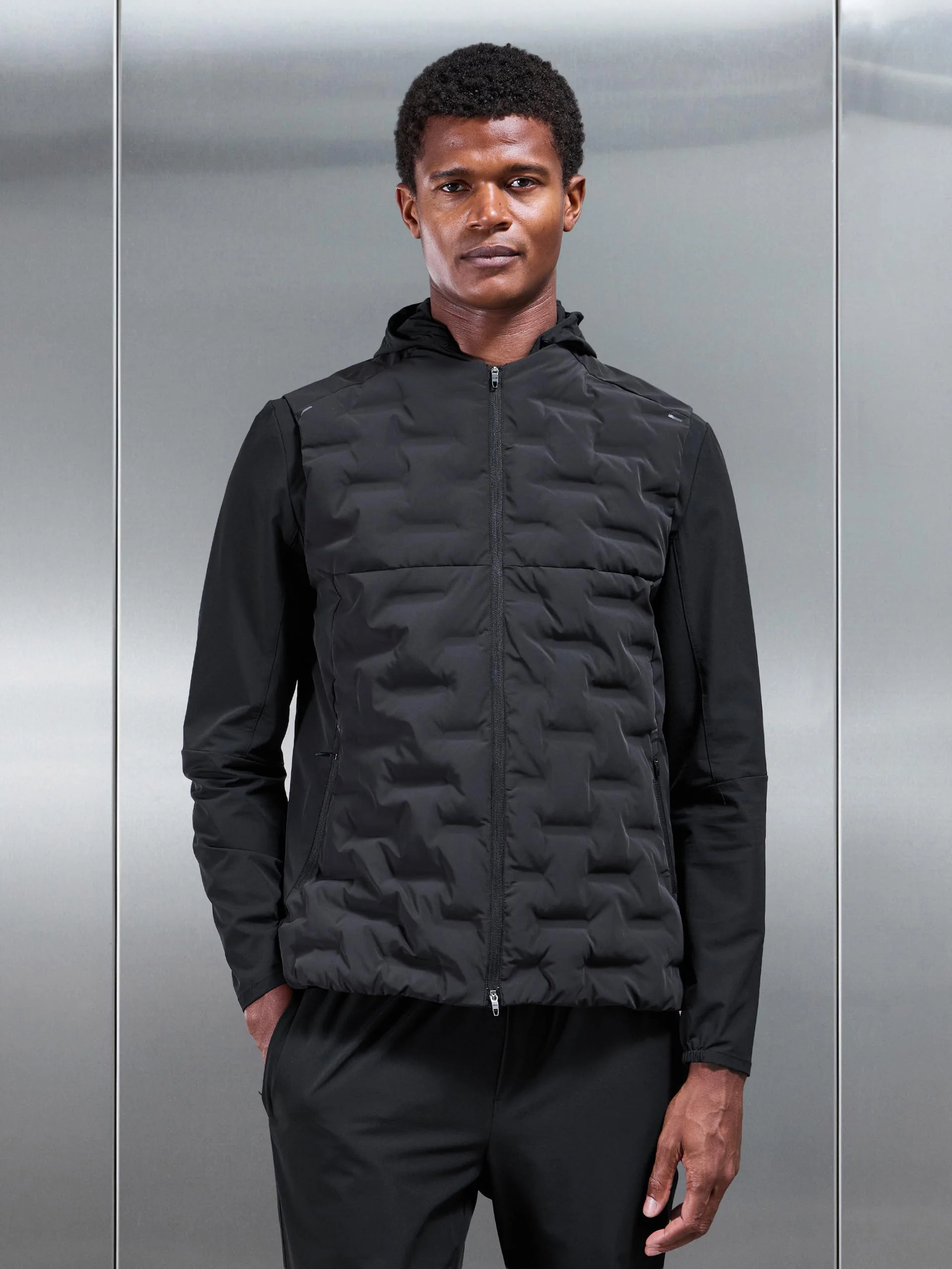 Active Gilet in Black - Image 3