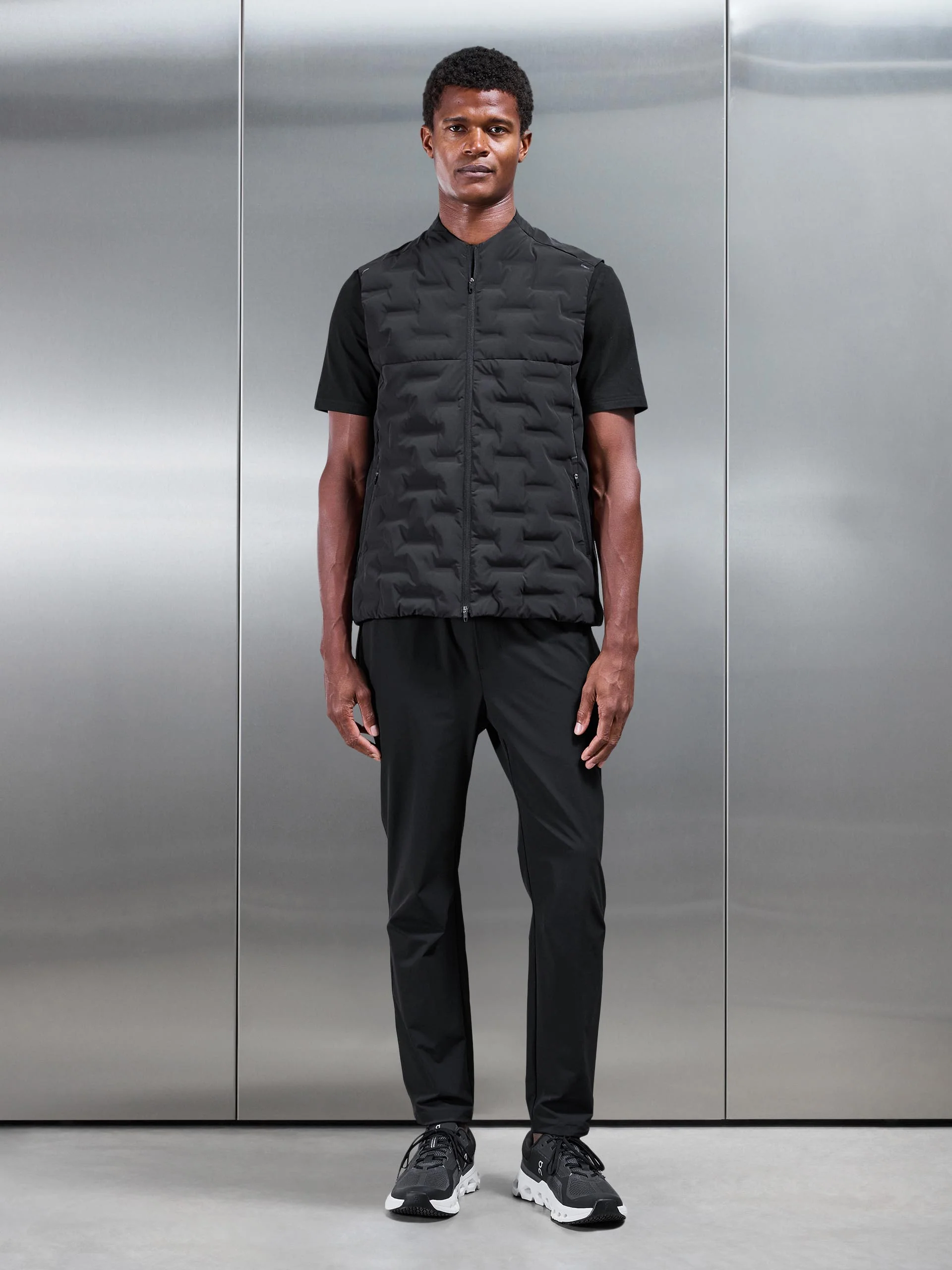 Active Gilet in Black - Image 6