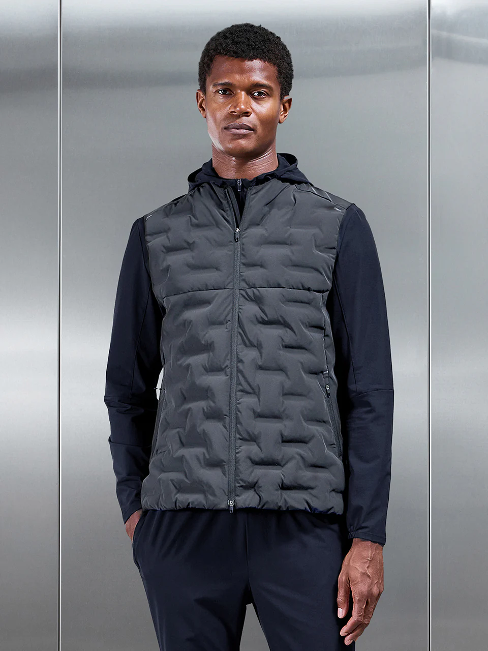 Active Gilet in Grey - Image 3