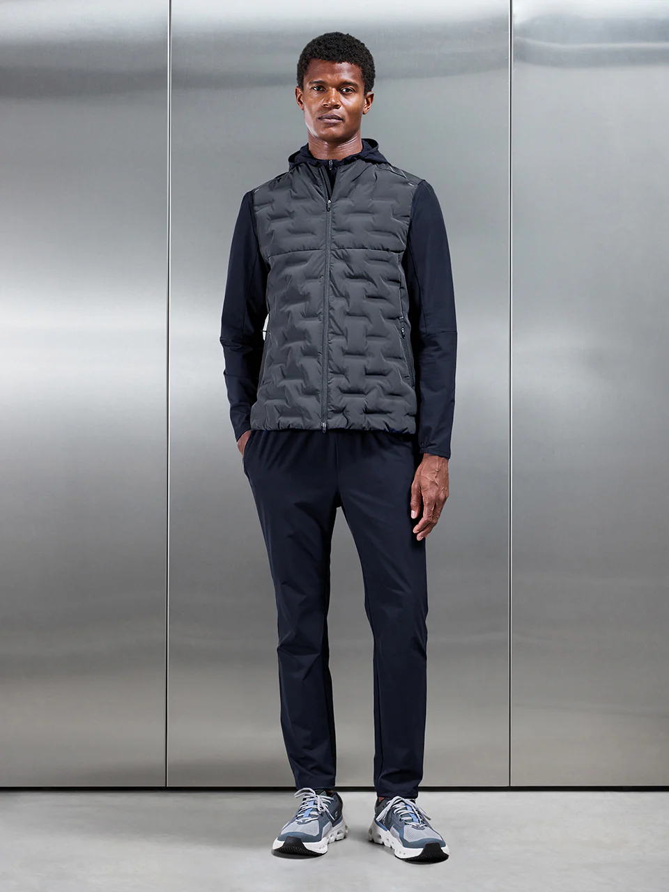 Active Gilet in Grey - Image 4
