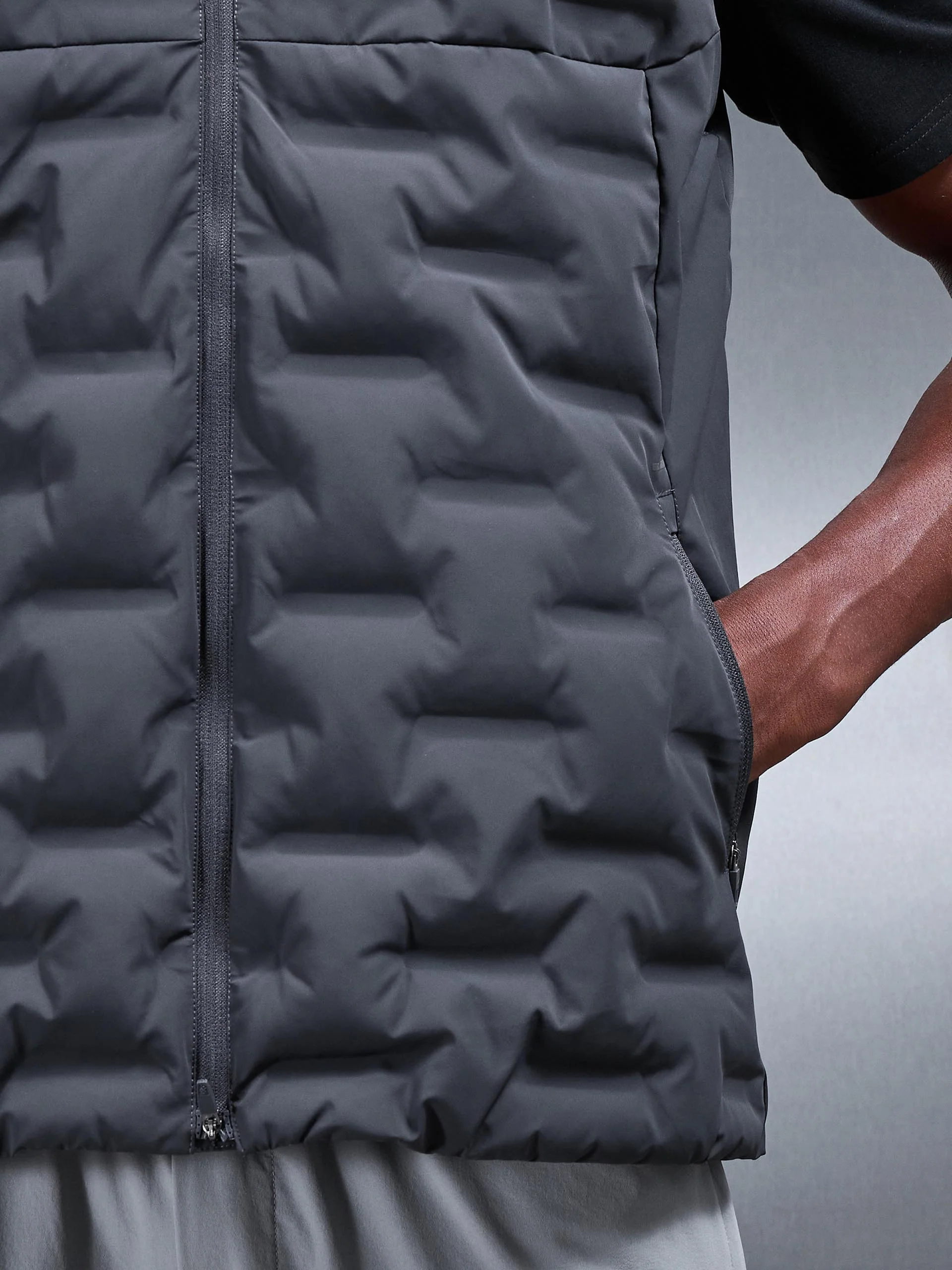 Active Gilet in Grey - Image 6