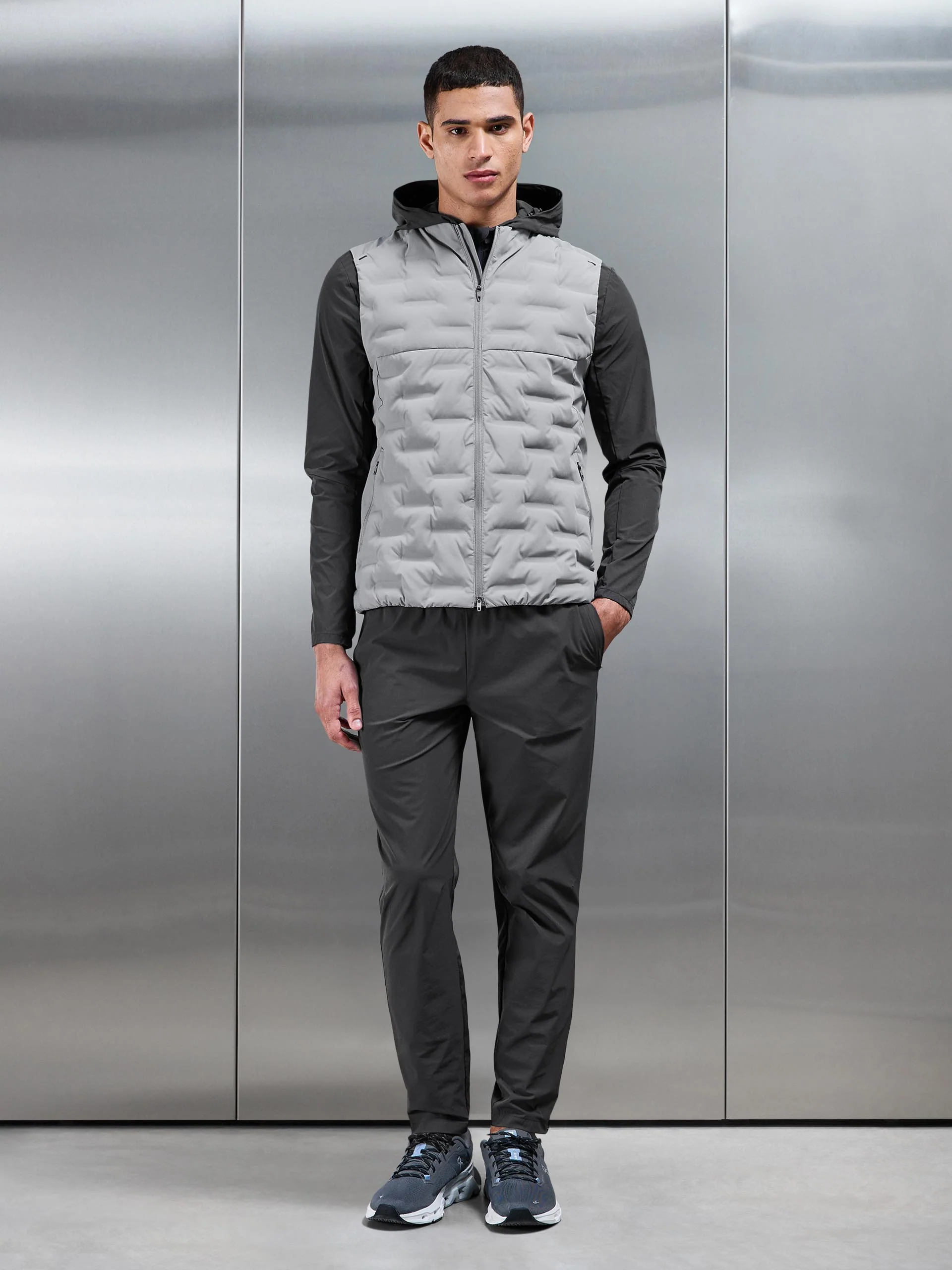 Active Gilet in Mid Grey - Image 8