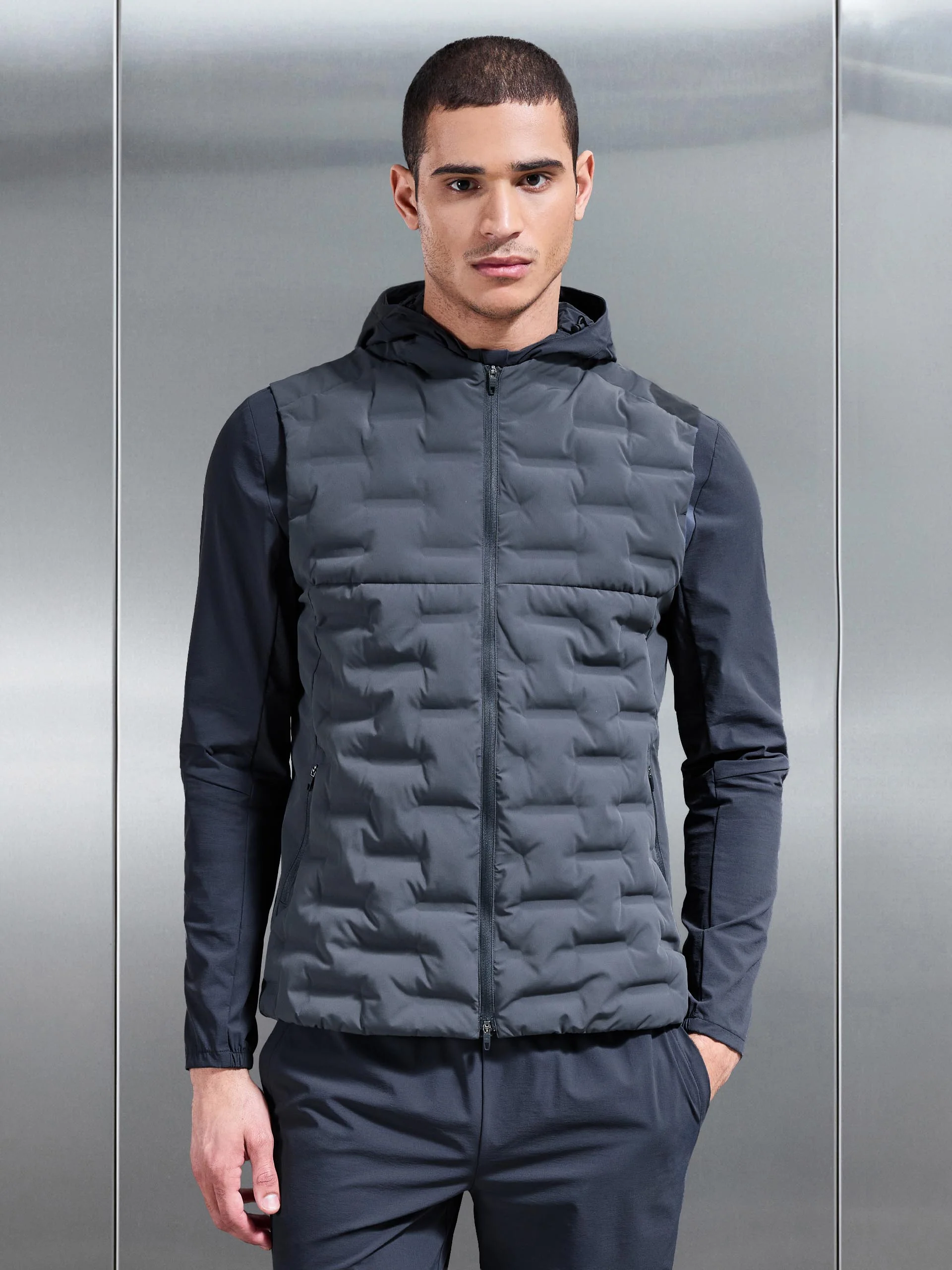 Active Gilet in Slate Blue - Image 3