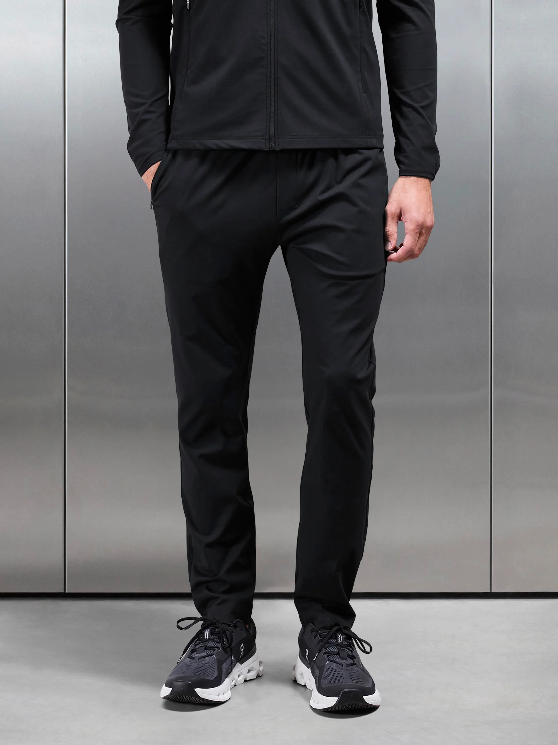 Active Jersey Jogger in Black - Image 3