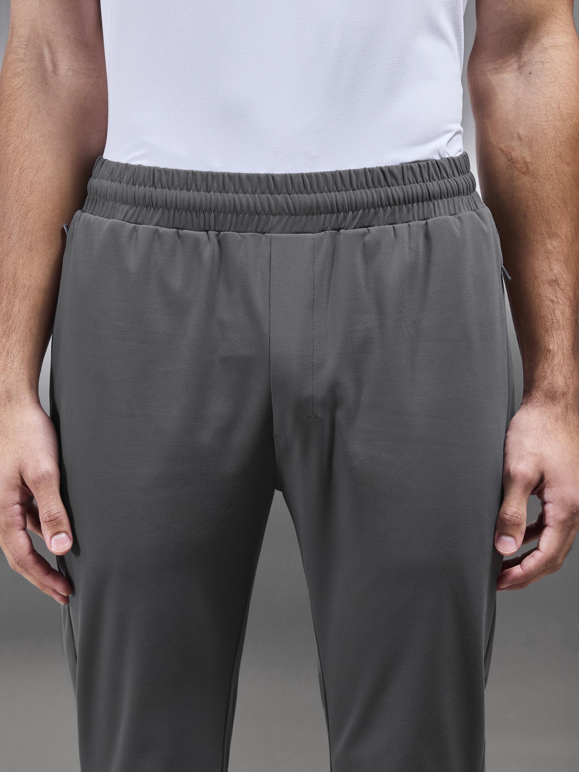 Active Jersey Jogger in Grey - Image 6