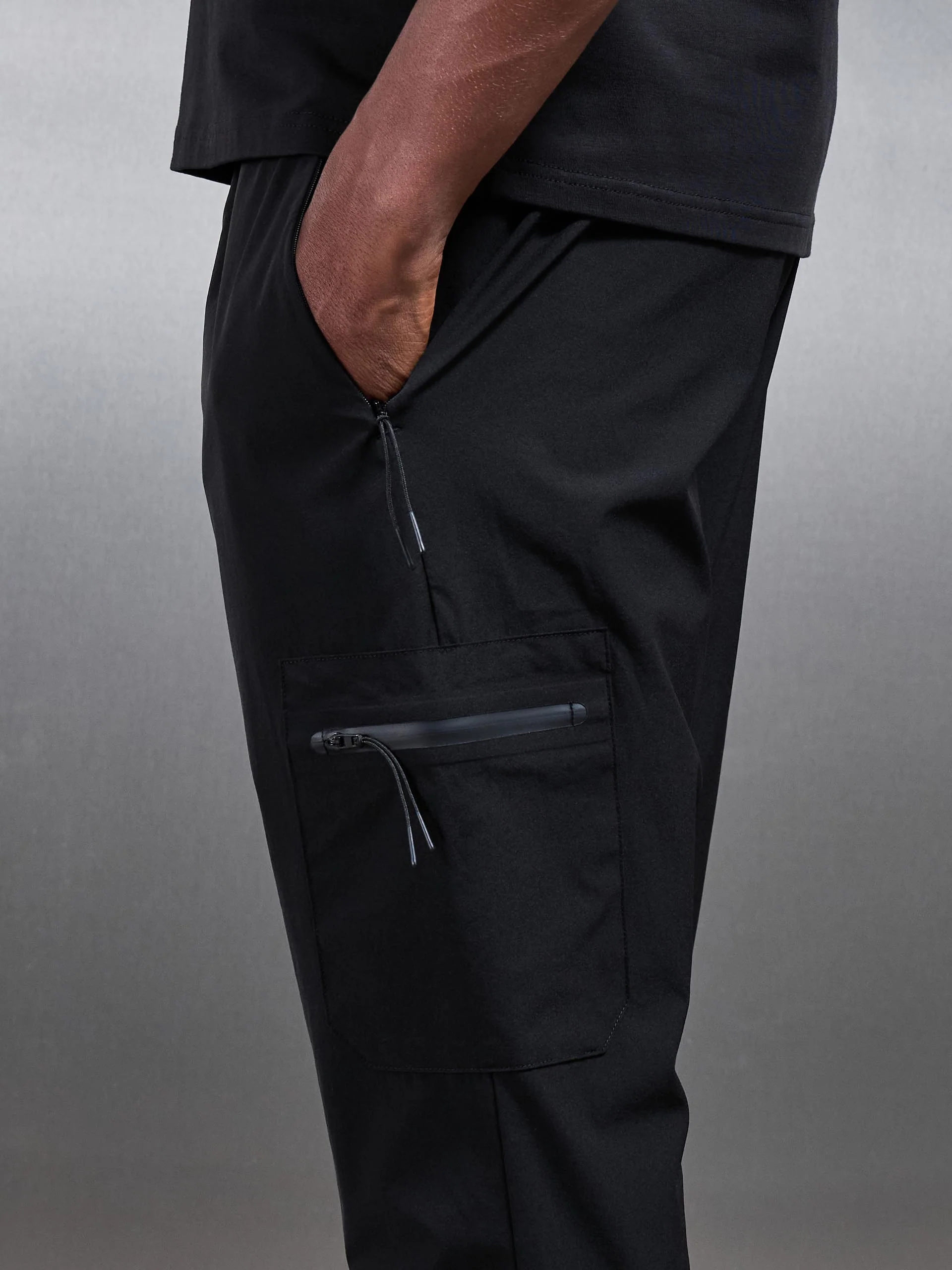 Active Technical Cargo Pant in Black - Image 5