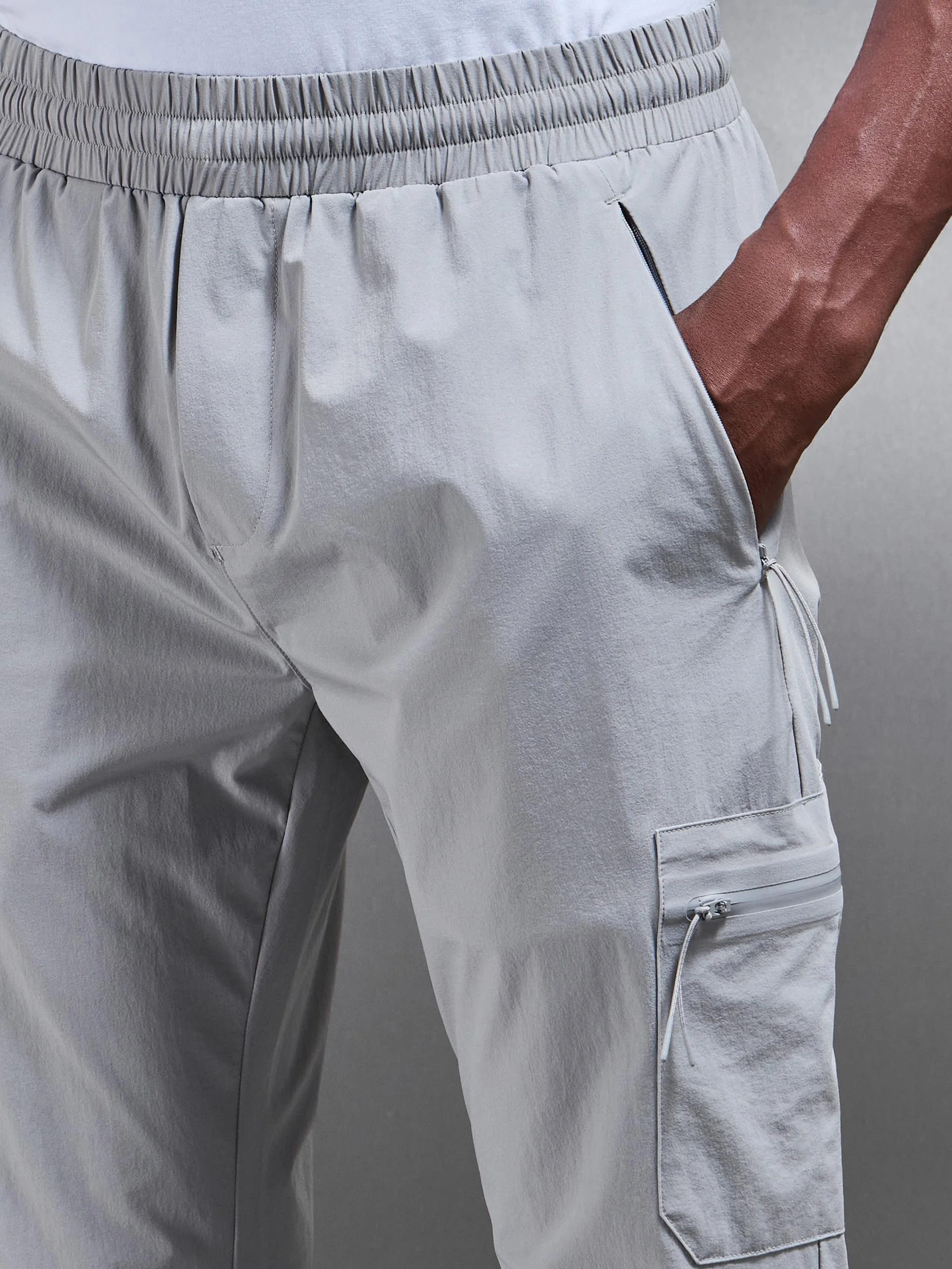 Active Technical Cargo Pant in Mid Grey - Image 4