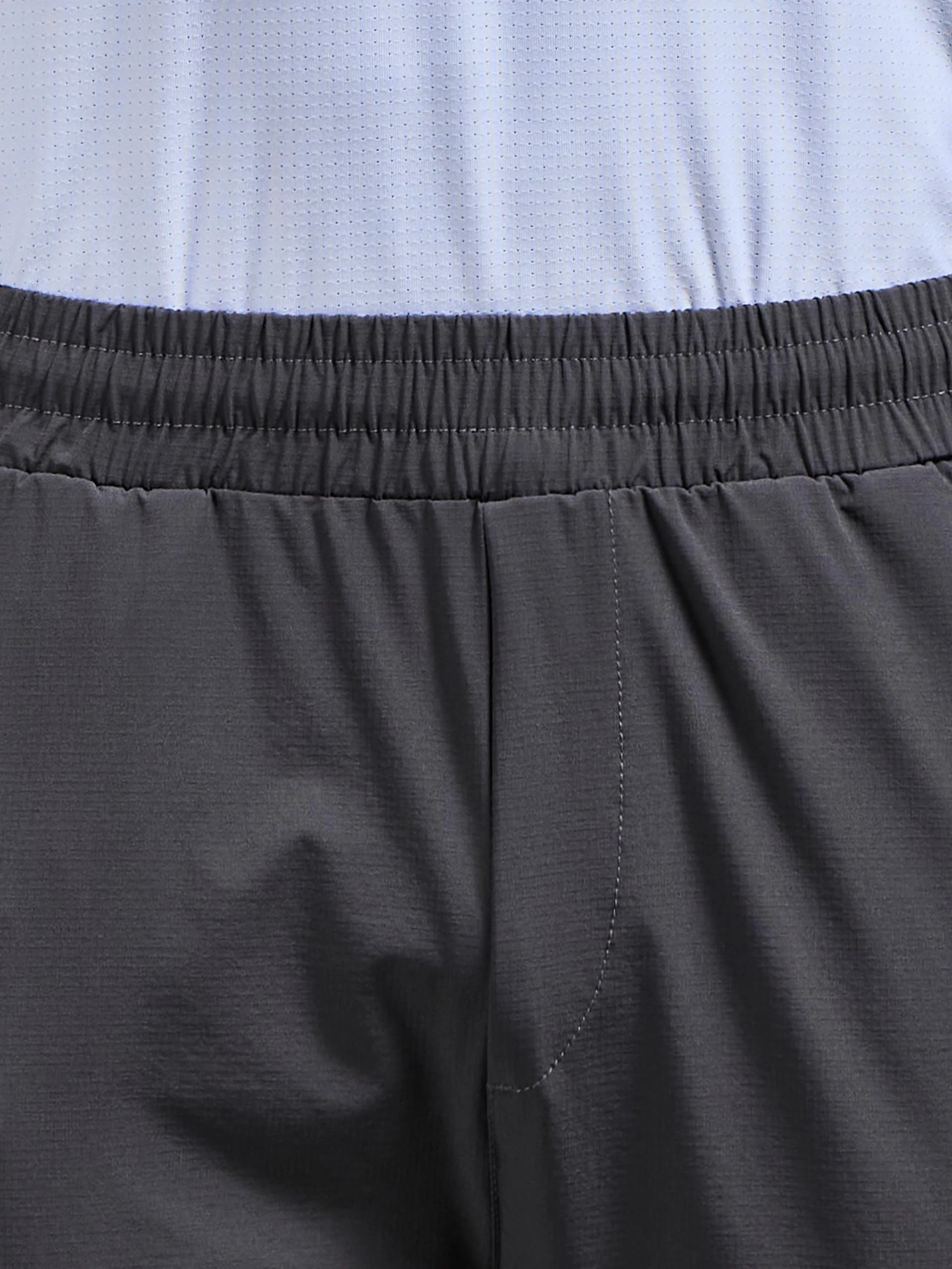 Active Technical Cuffed Trackpant in Grey - Image 4