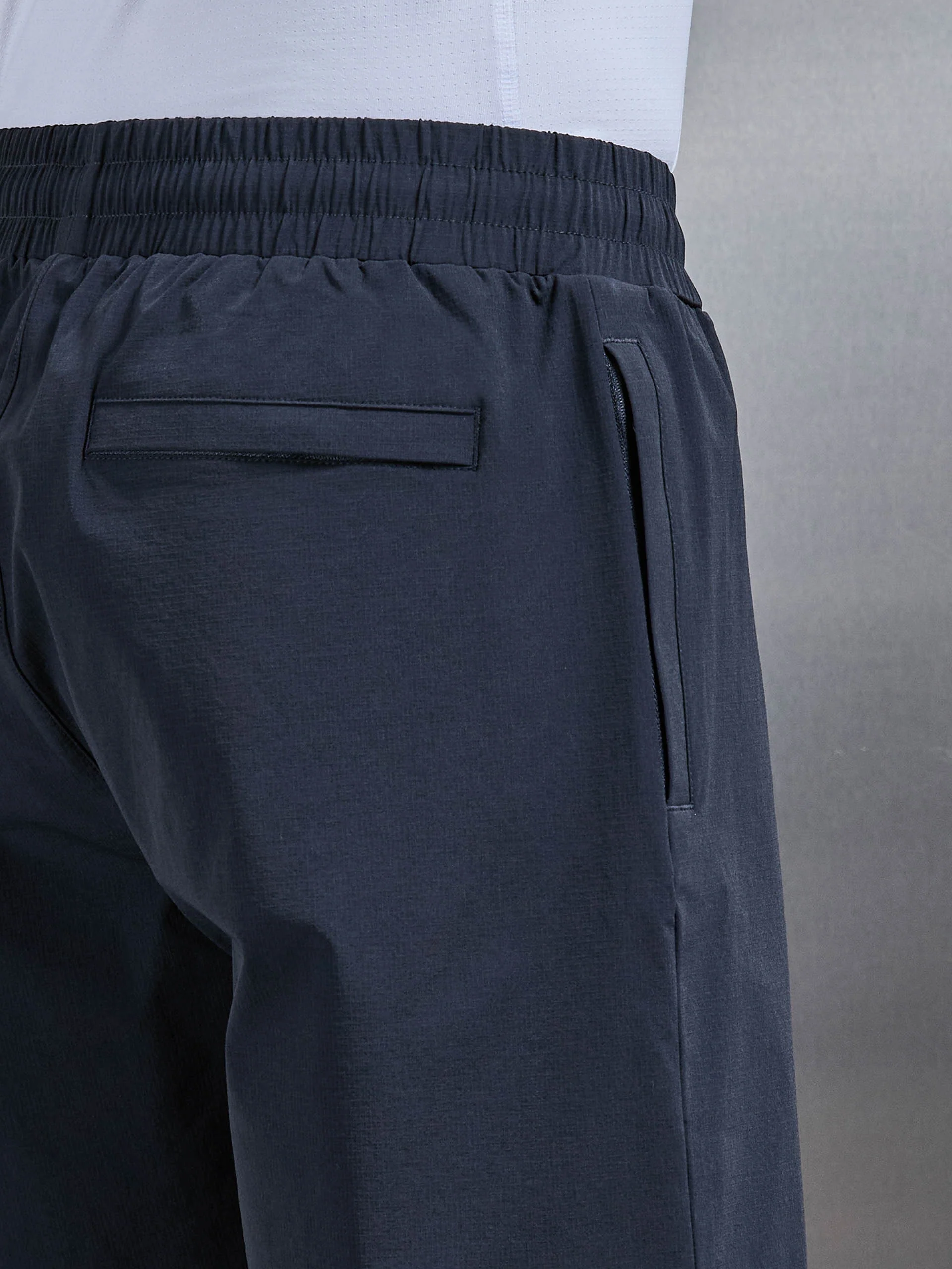 Active Technical Short in Navy - Image 6