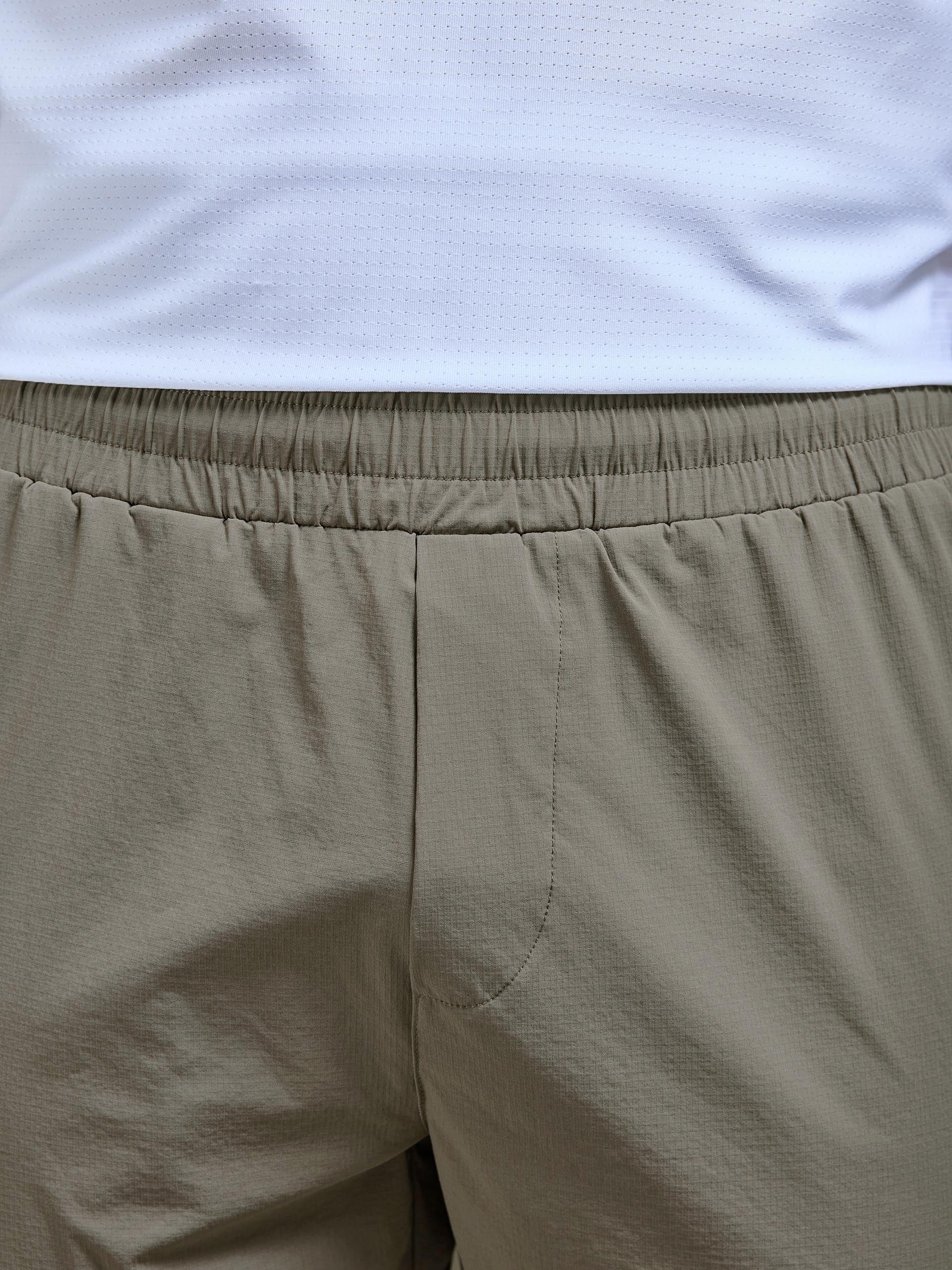 Active Technical Tapered Trackpant in Olive - Image 4
