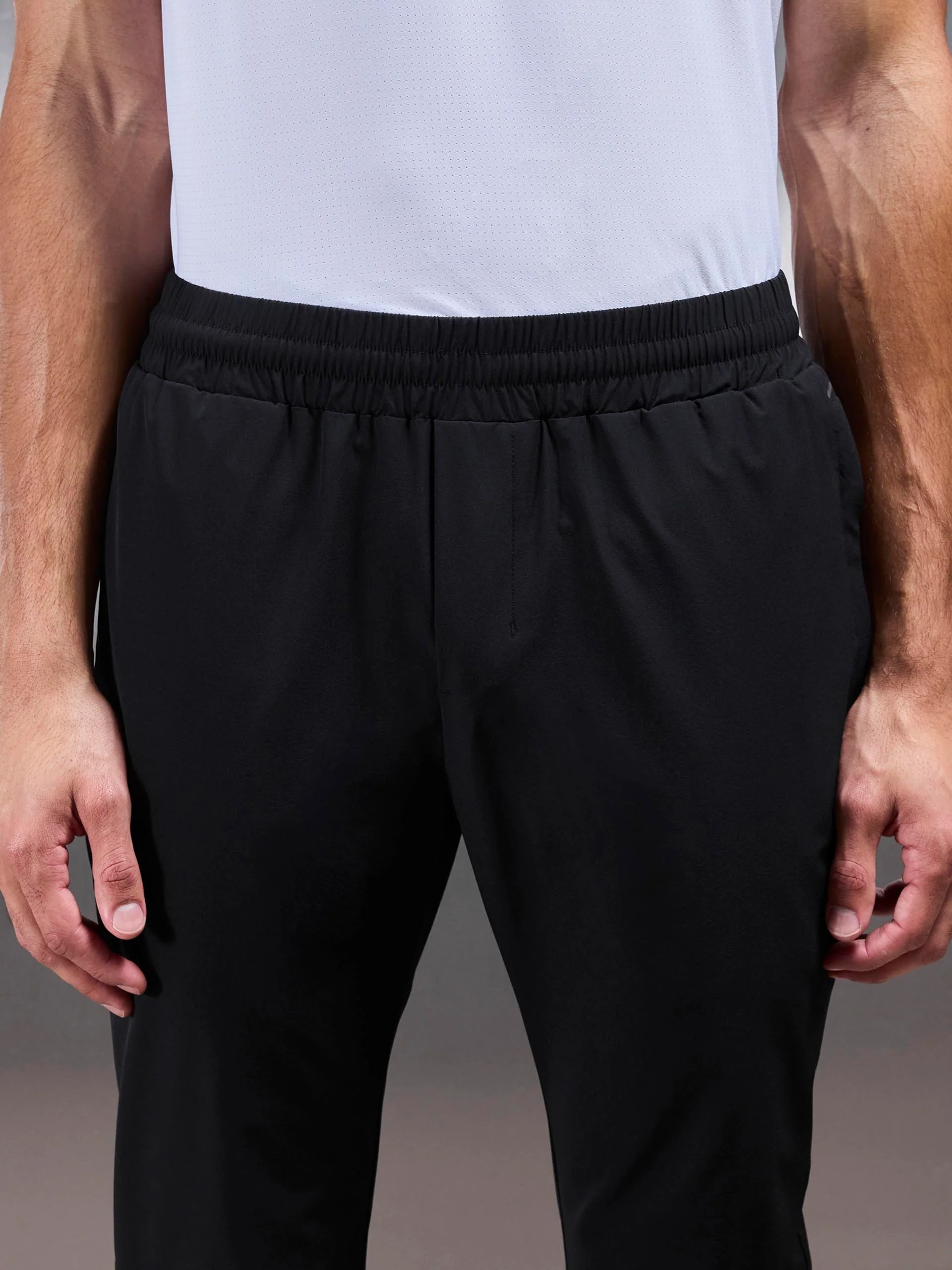 Active Trackpant in Black - Image 6