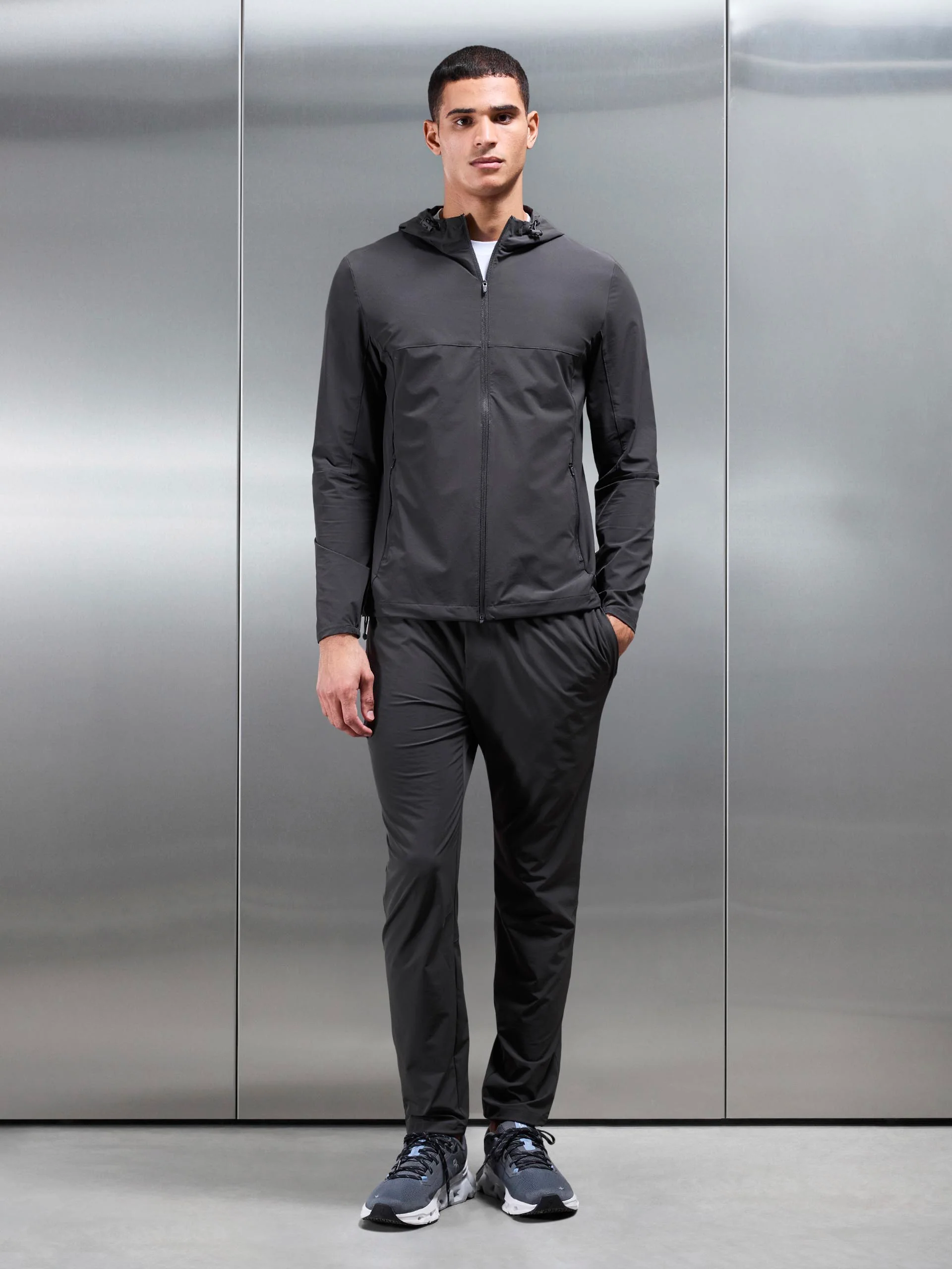 Active Trackpant in Grey - Image 4