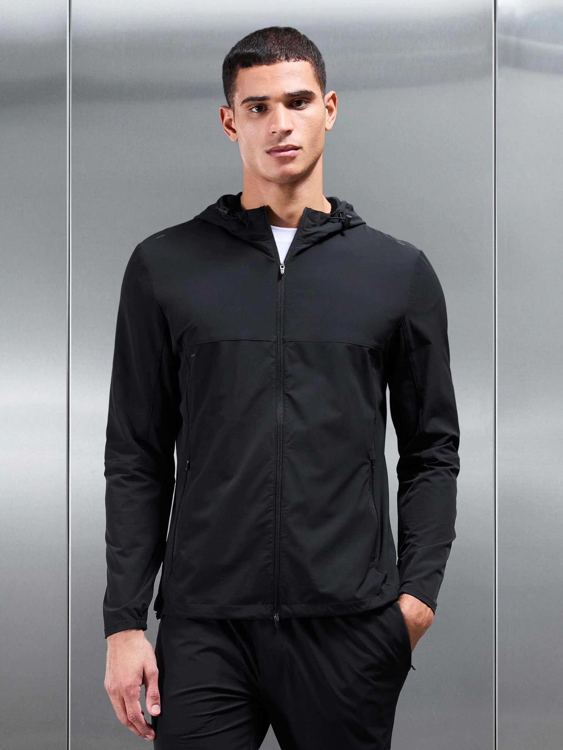 Active Windbreaker in Black - Image 3