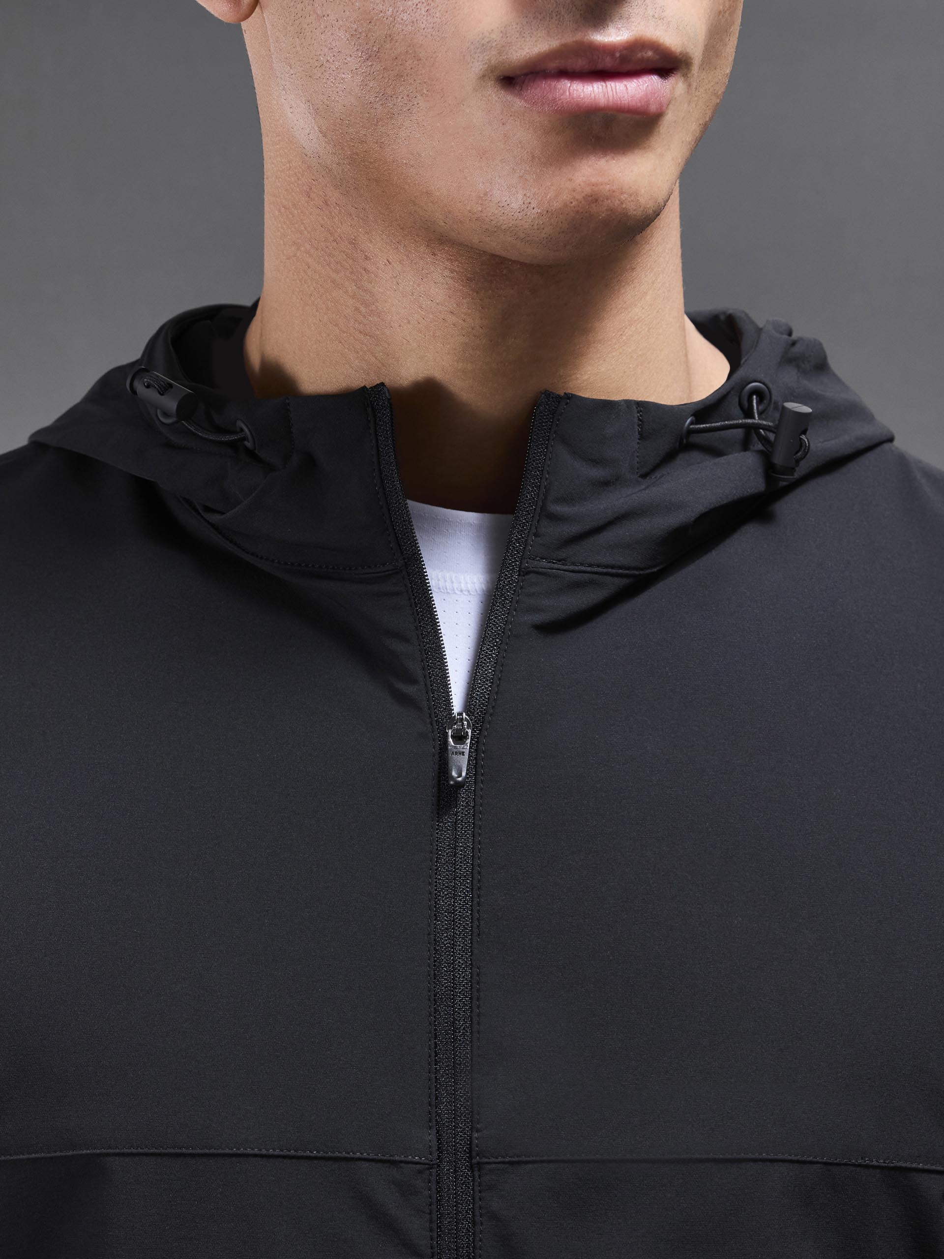 Active Windbreaker in Black - Image 6