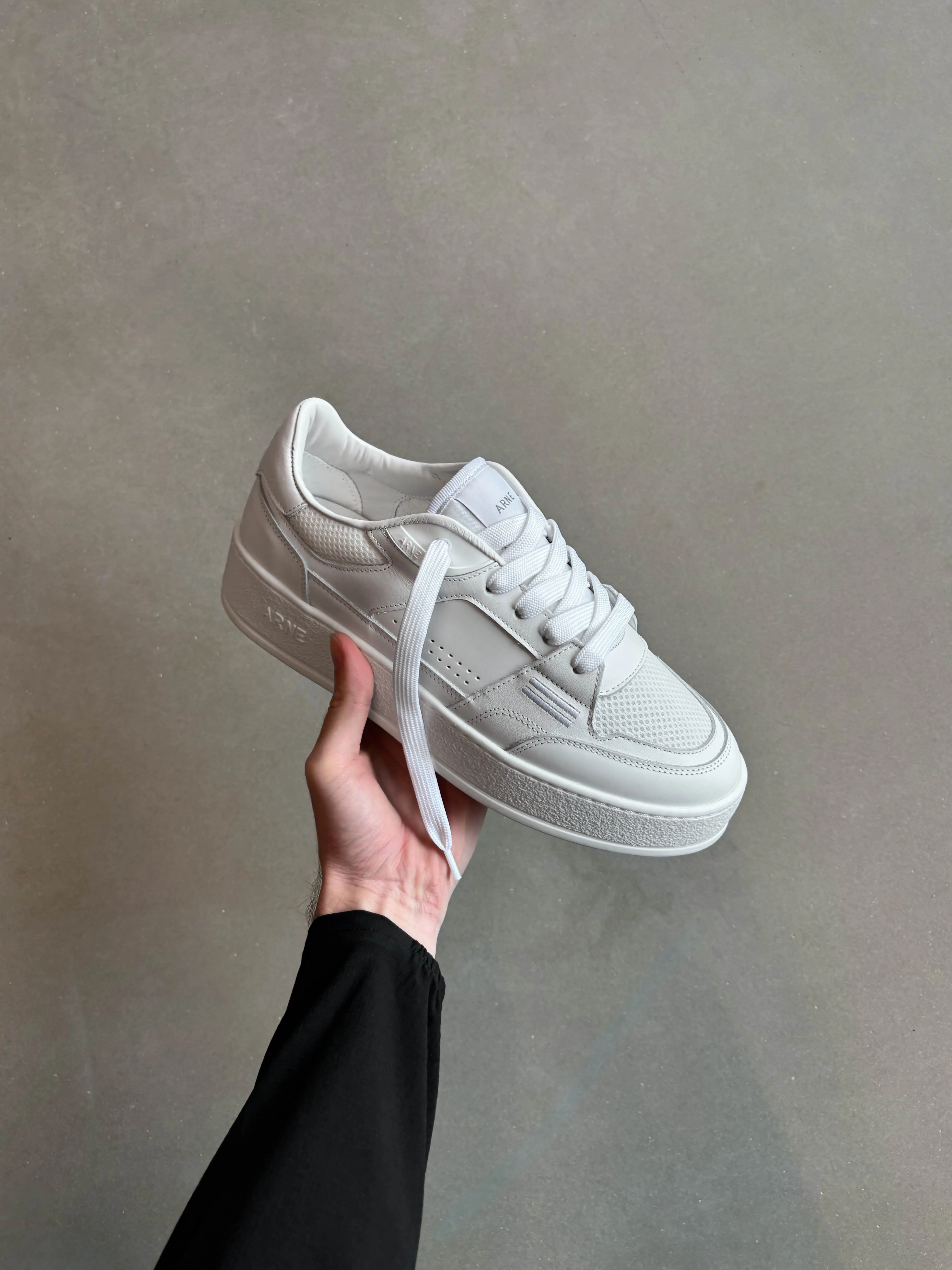 Arena Trainer 2.0 in Triple White - Image 6