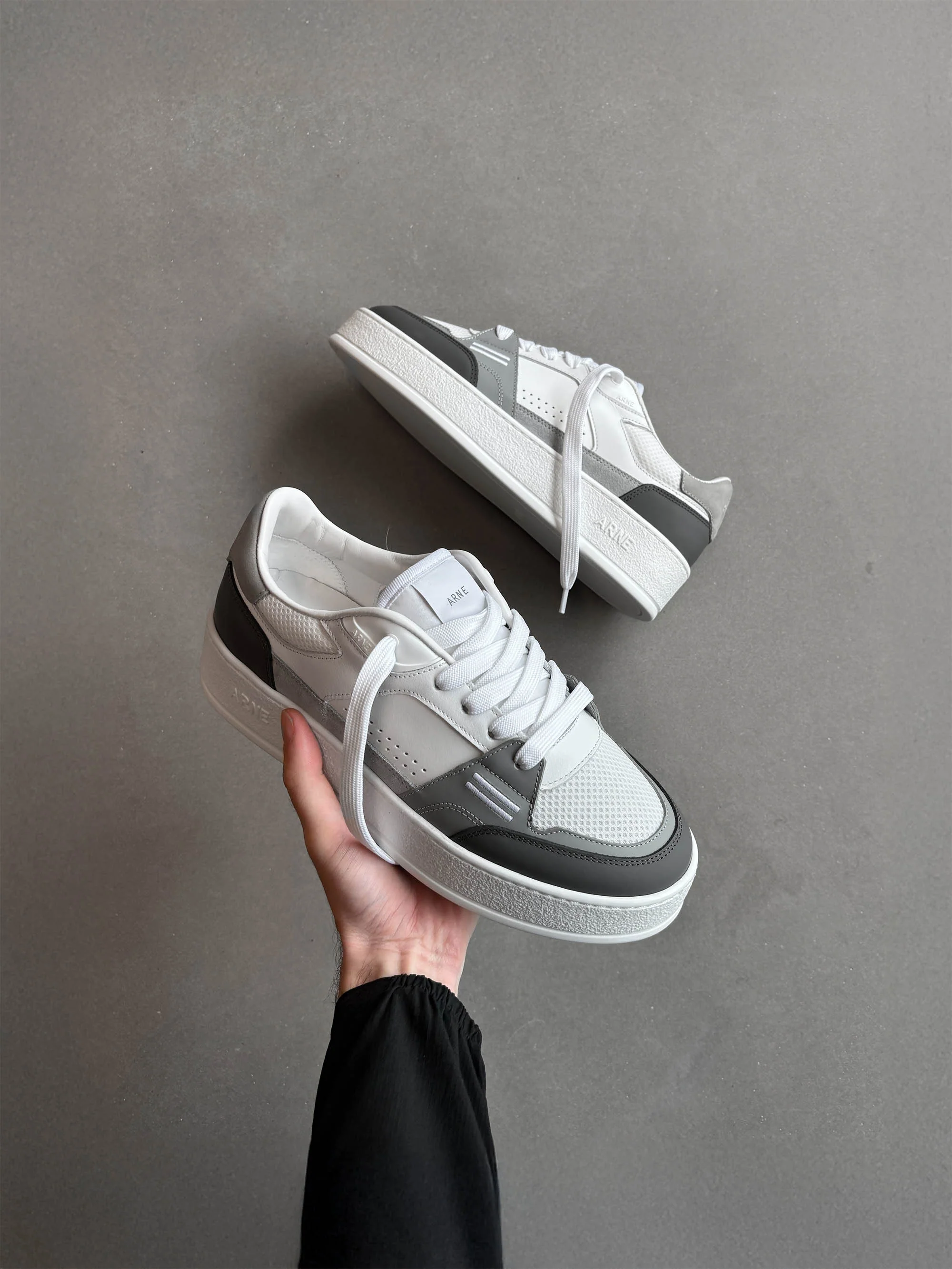 Arena Trainer 2.0 in White Grey - Image 6
