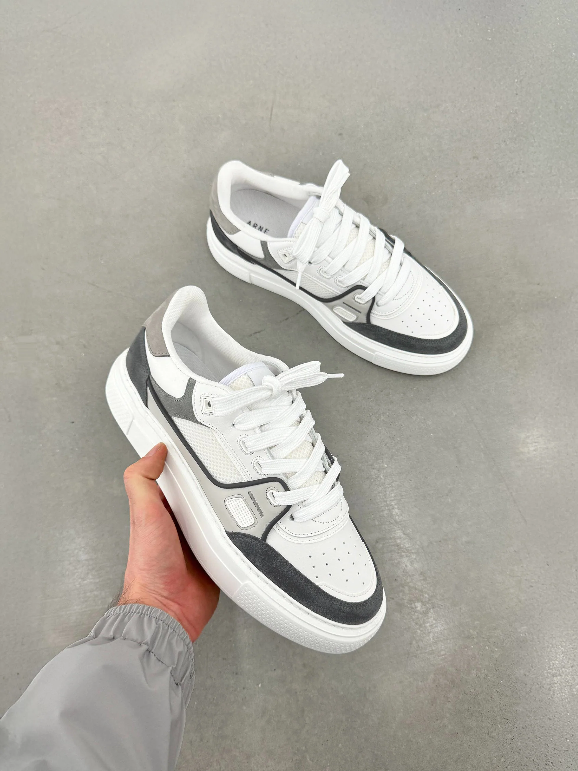 Atlas Trainer in White Grey - Image 6