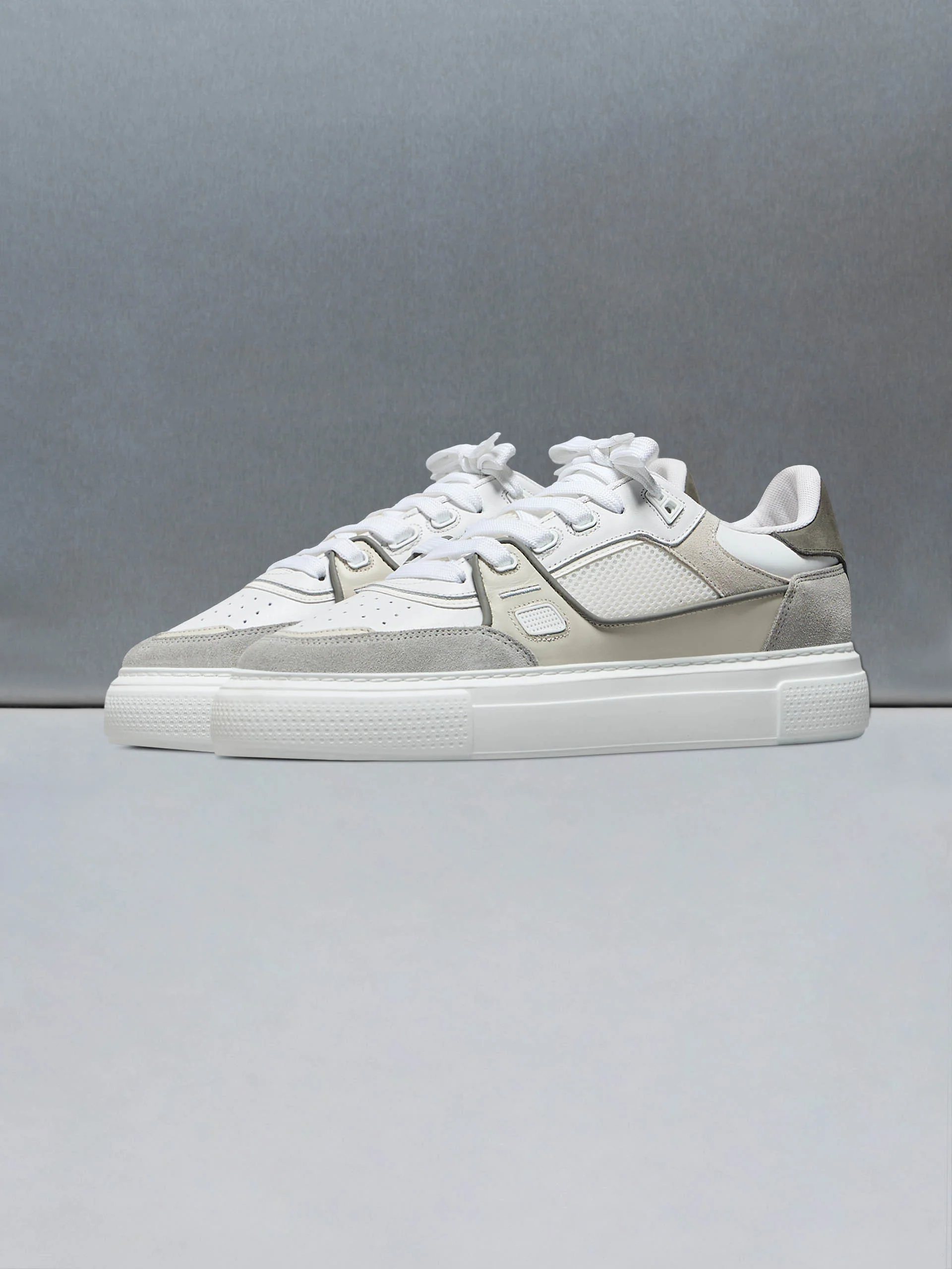 Atlas Trainer in White Stone - Image 3