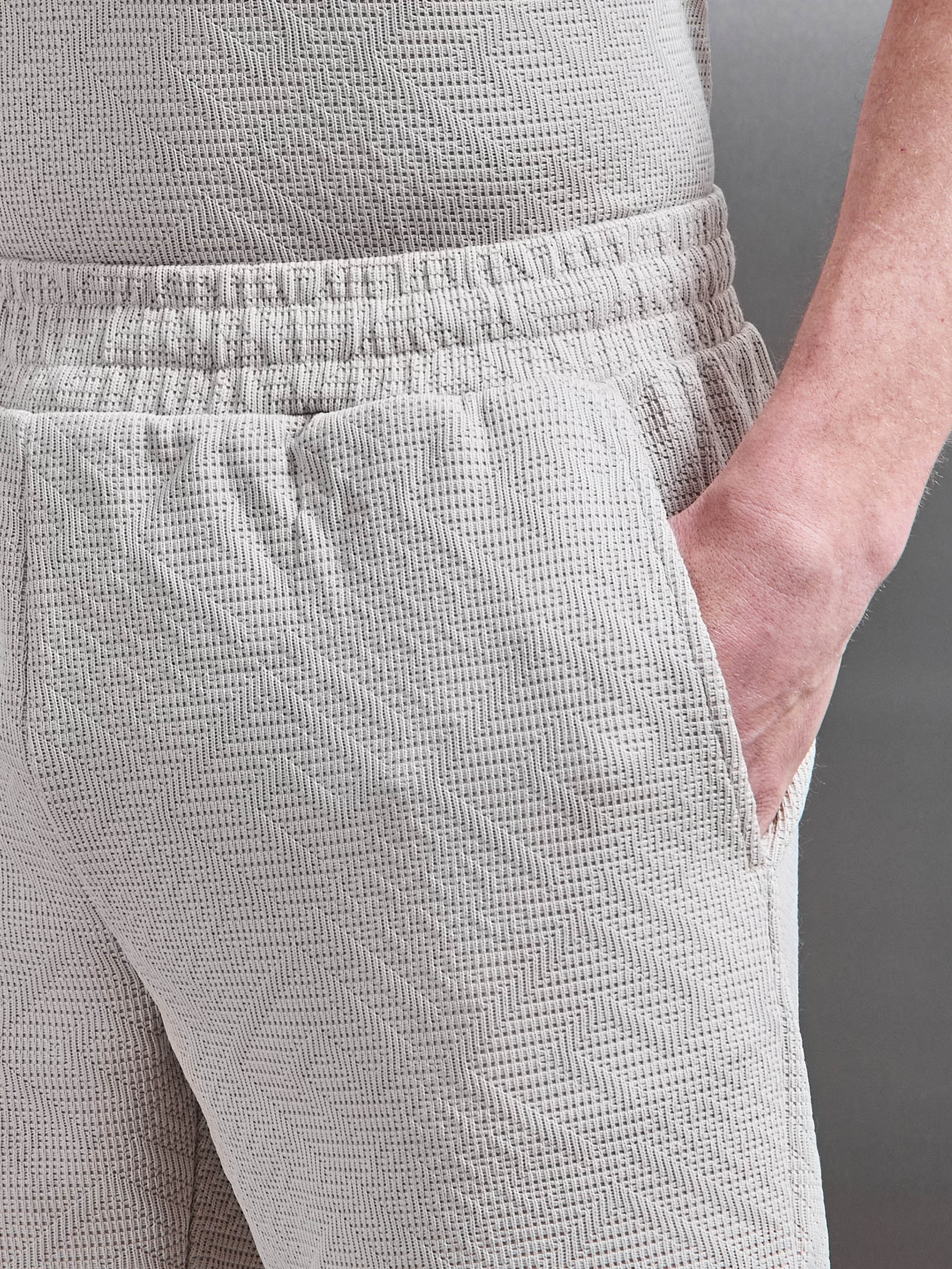 Aztec Short in Stone - Image 5