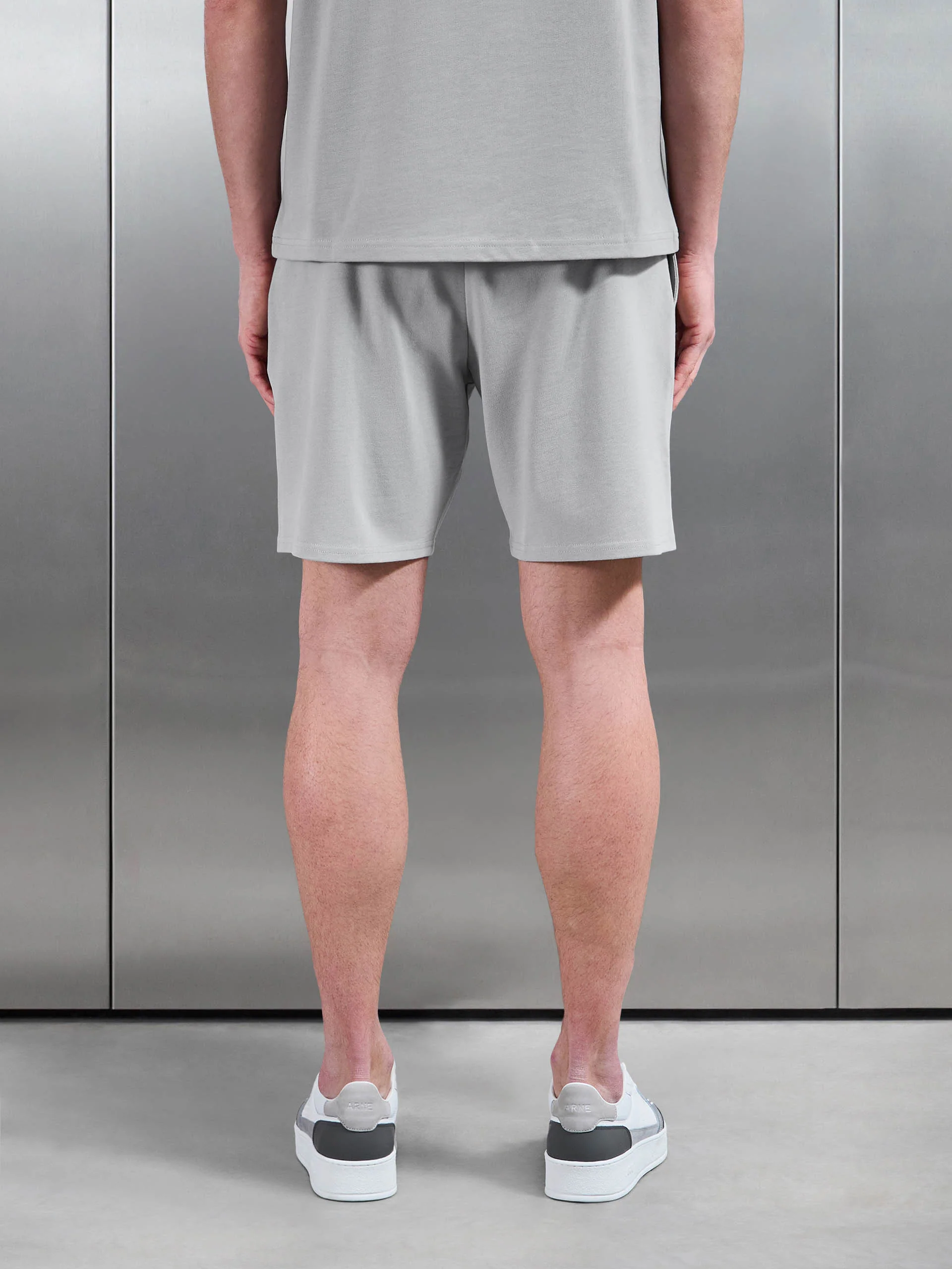 Brushed Relaxed Short in Mid Grey - Image 3