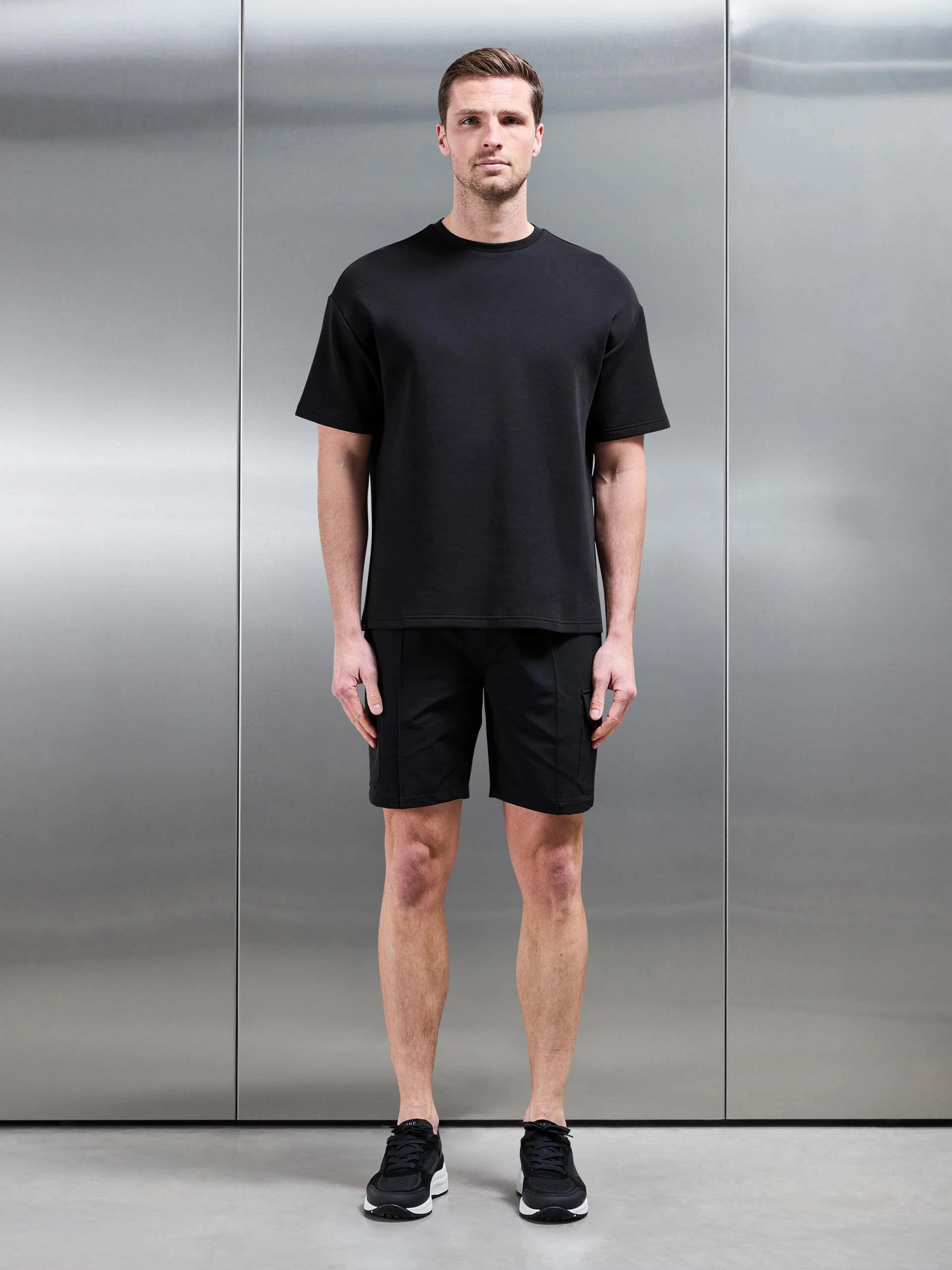 Cargo Short in Black - Image 2