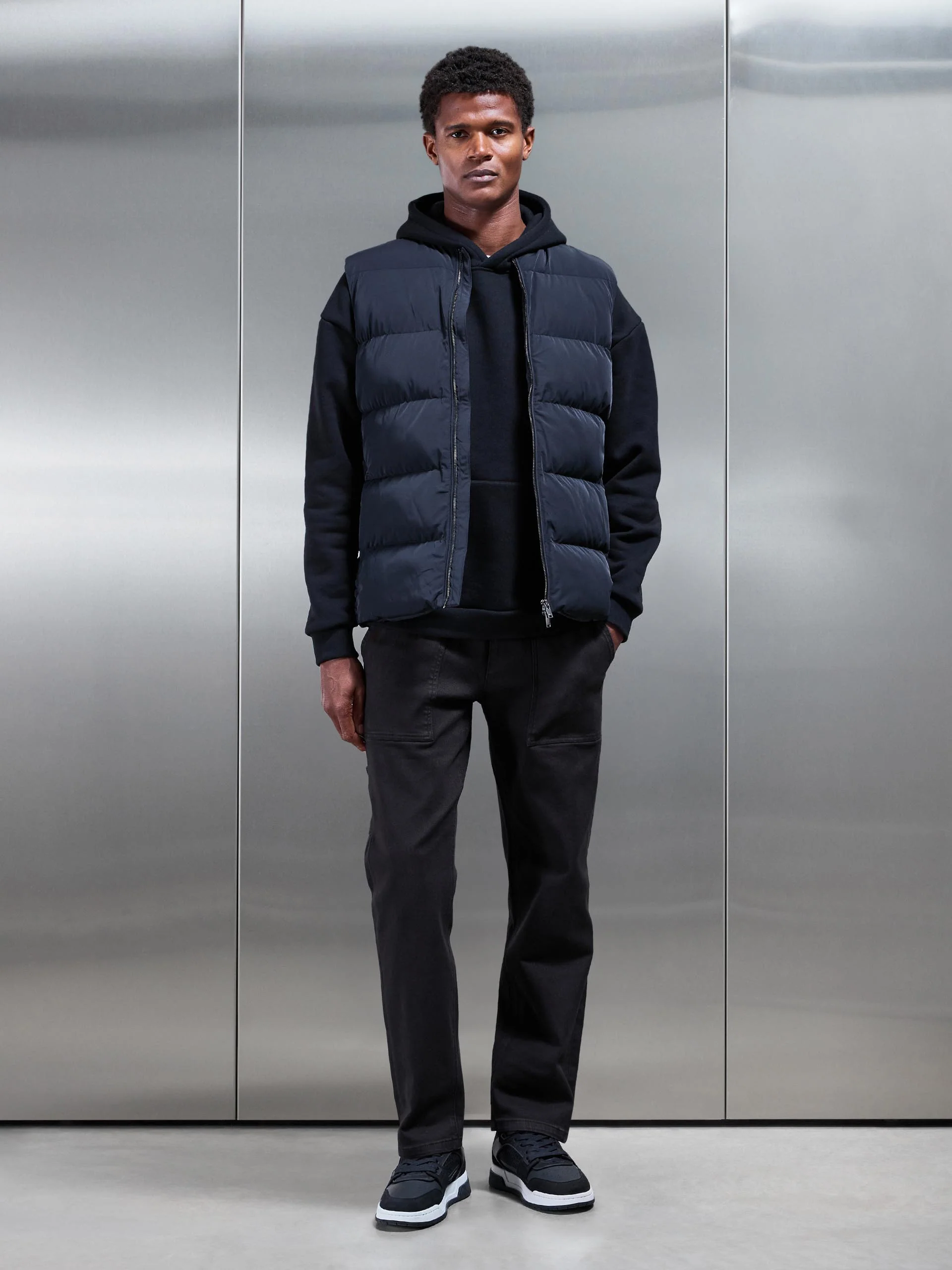Carpenter Pant in Black - Image 2