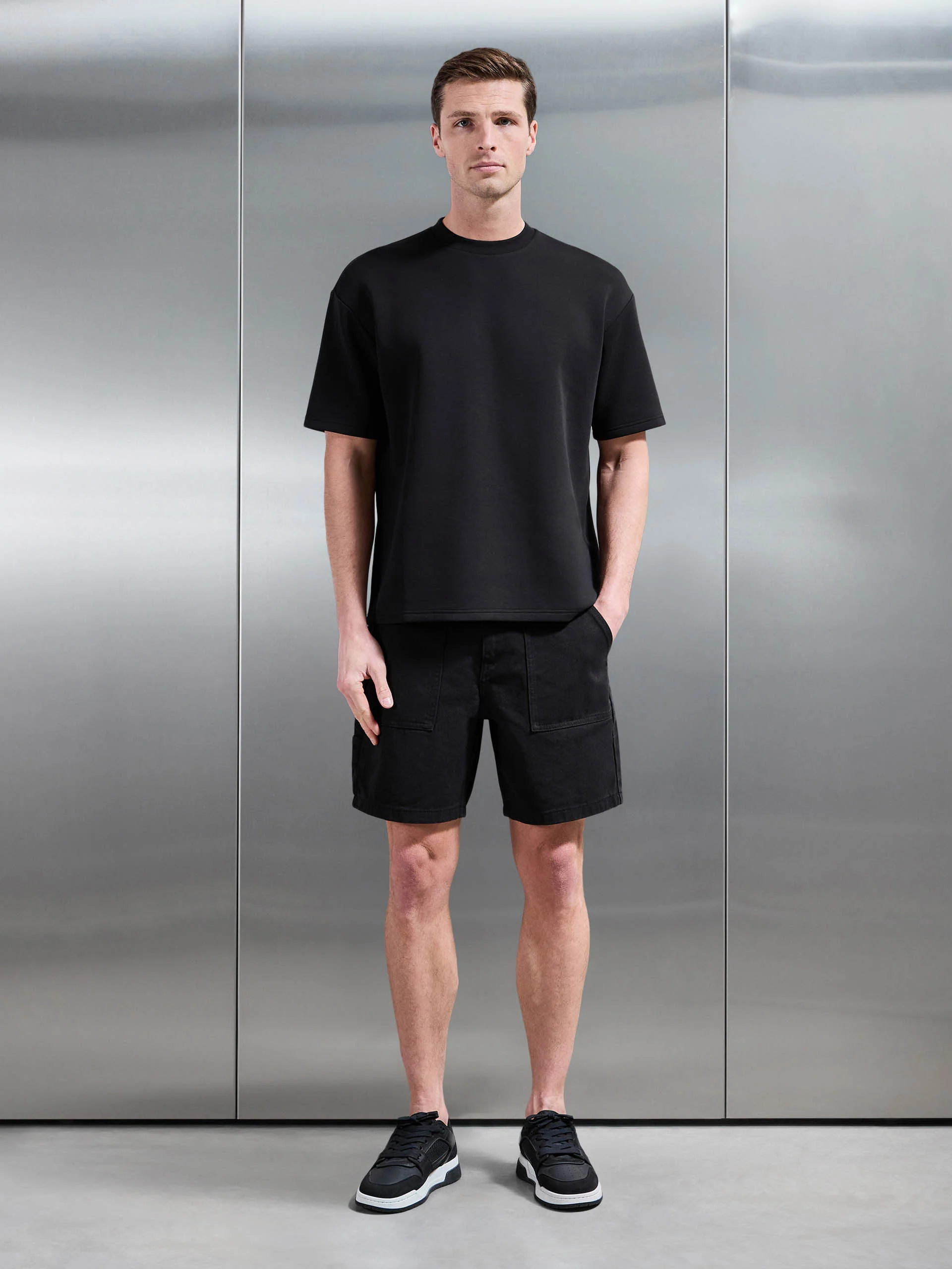 Carpenter Short in Black - Image 2