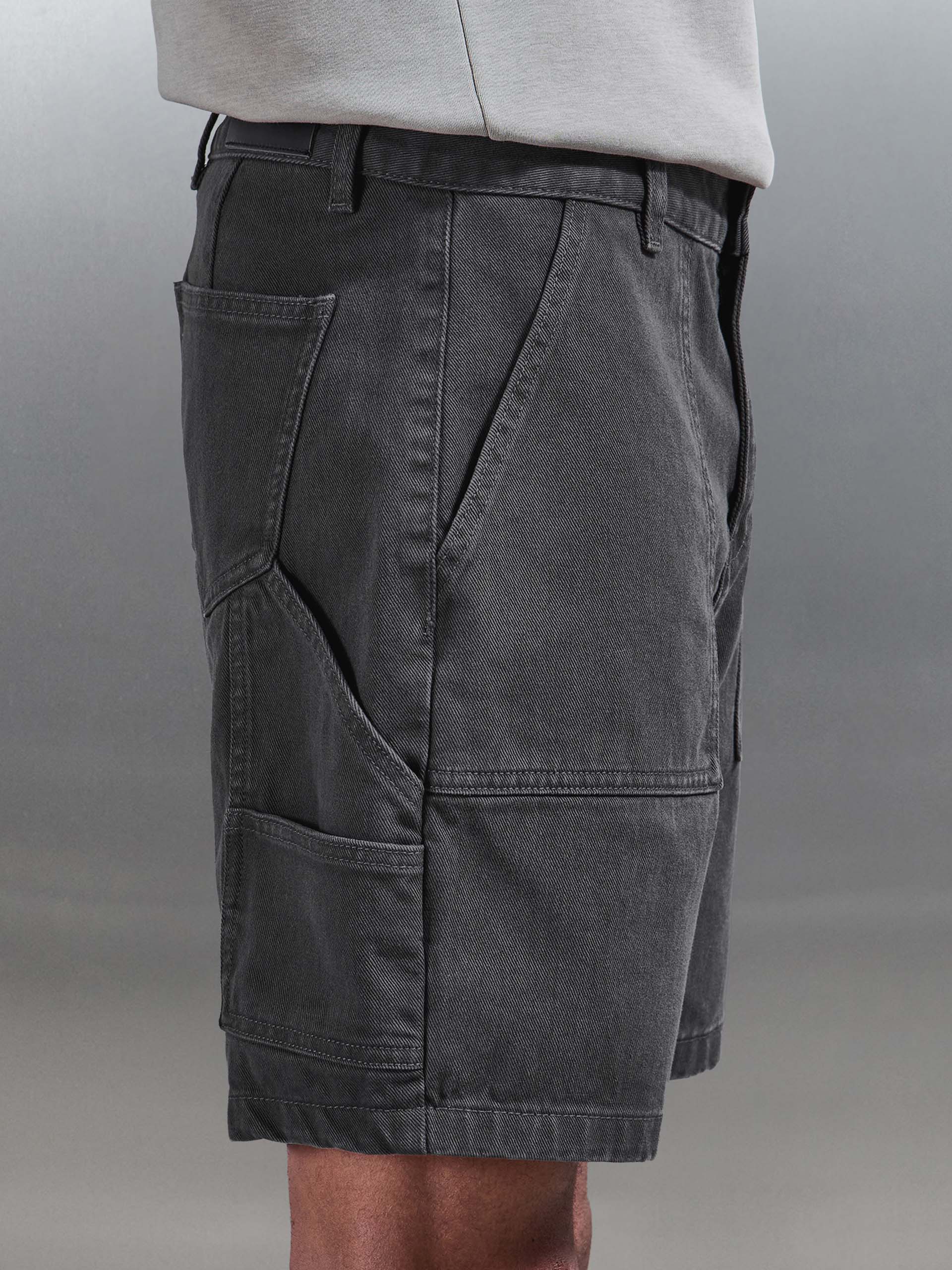 Carpenter Short in Grey - Image 6