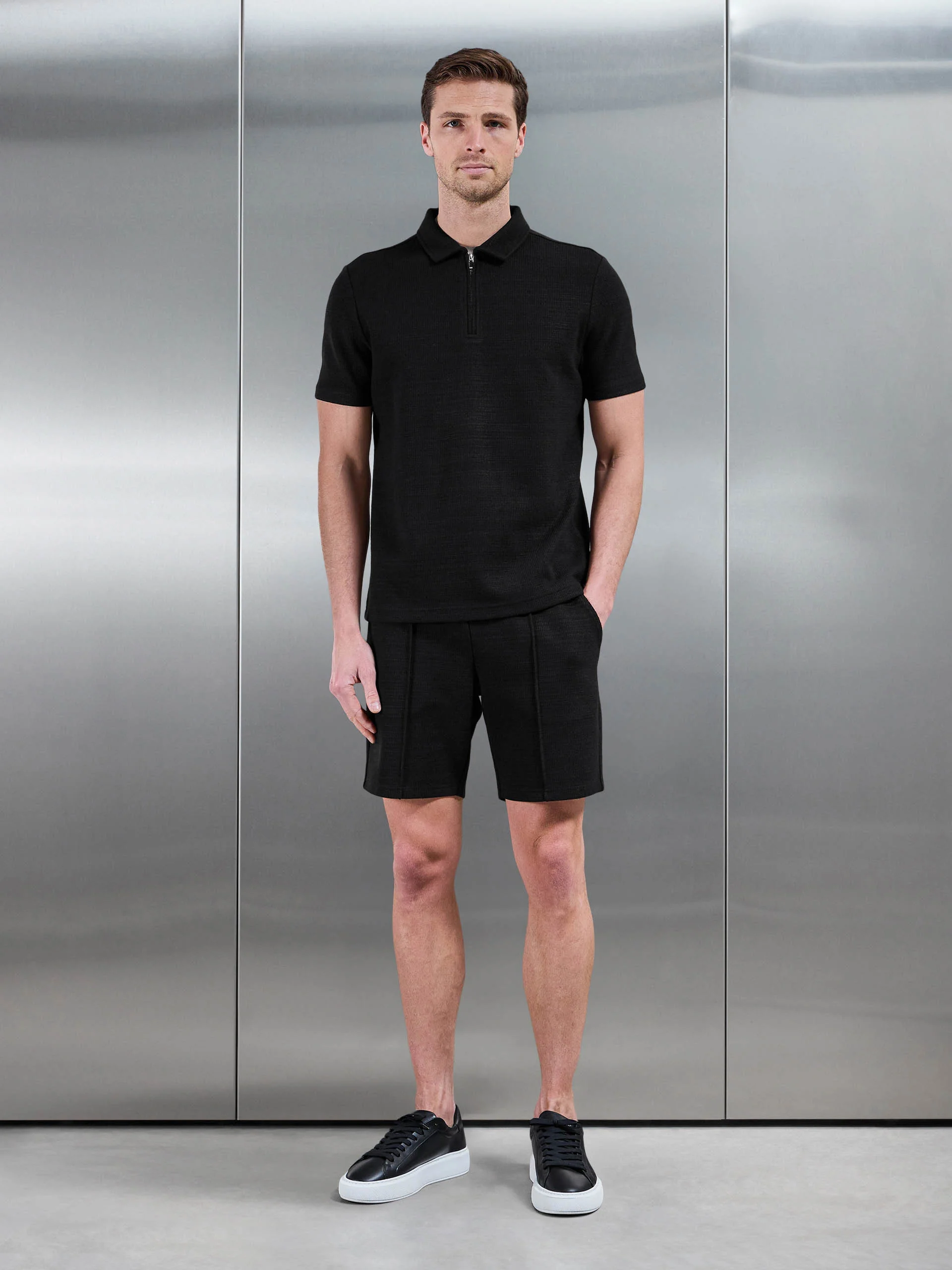Cavour Textured Short in Black - Image 2