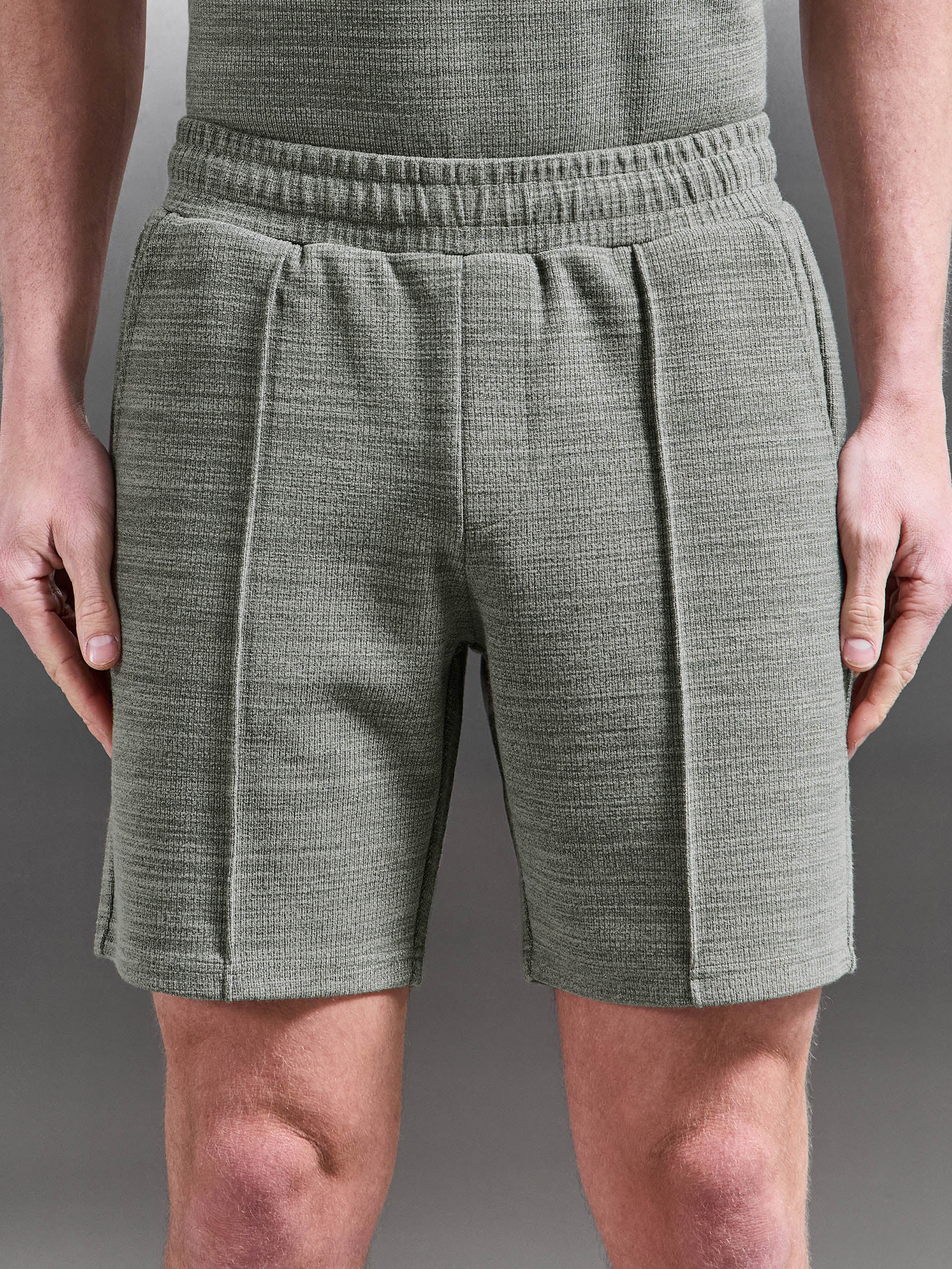 Cavour Textured Short in Olive - Image 4