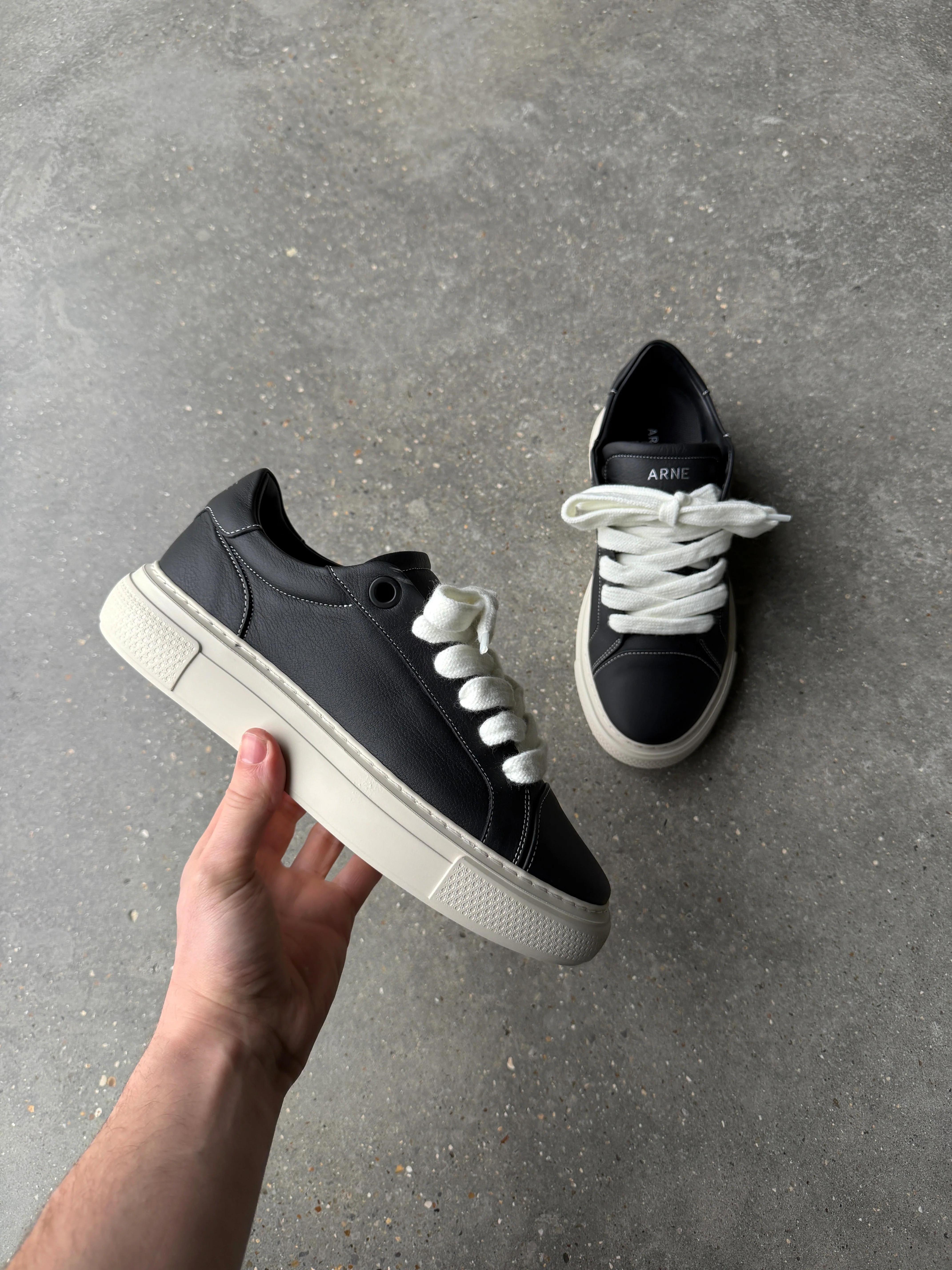 Chunky Essential Trainer in Black - Image 6
