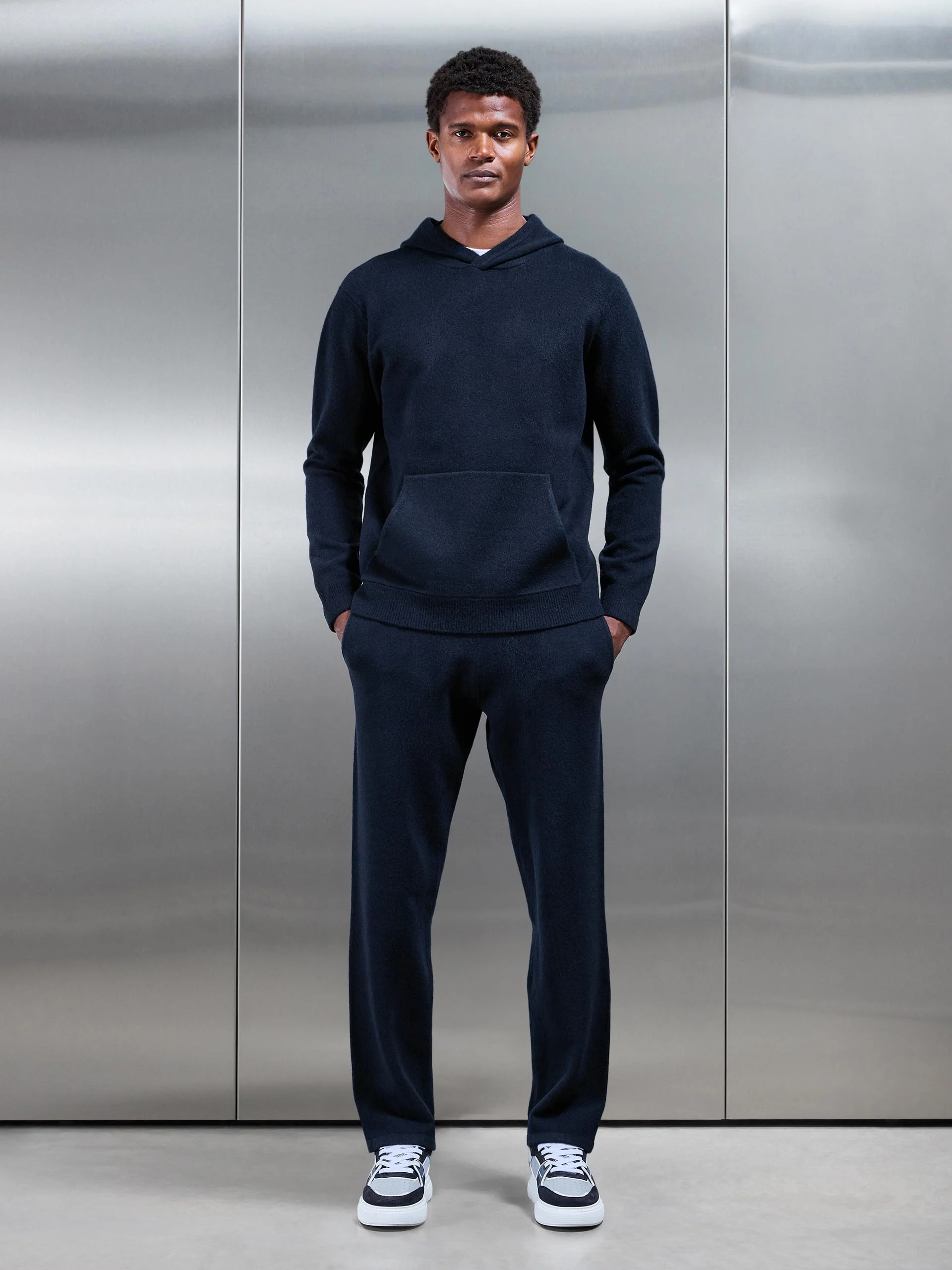 Chunky Wool Straight Leg Jogger in Navy - Image 2