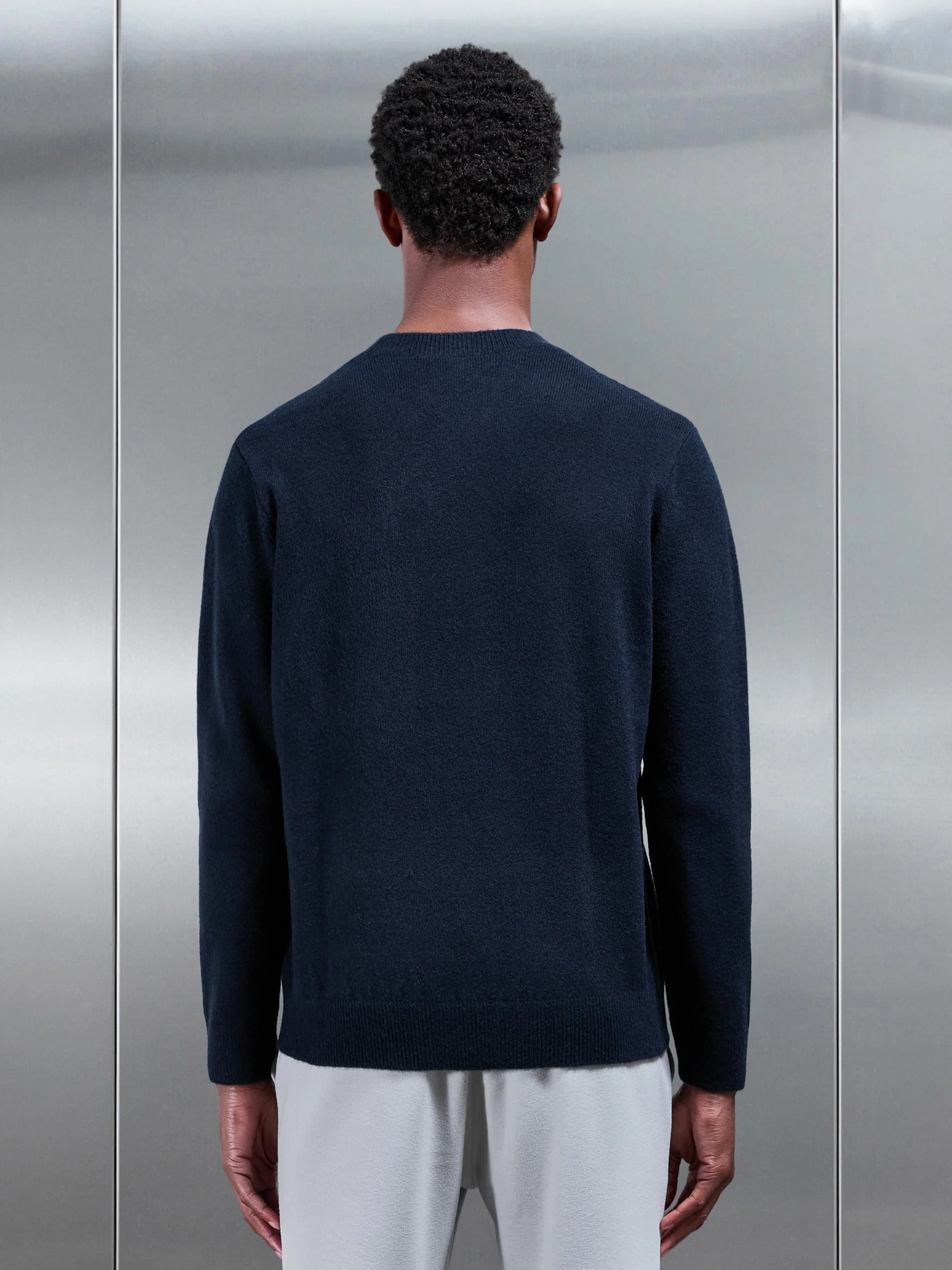 Chunky Wool Sweatshirt in Navy - Image 4