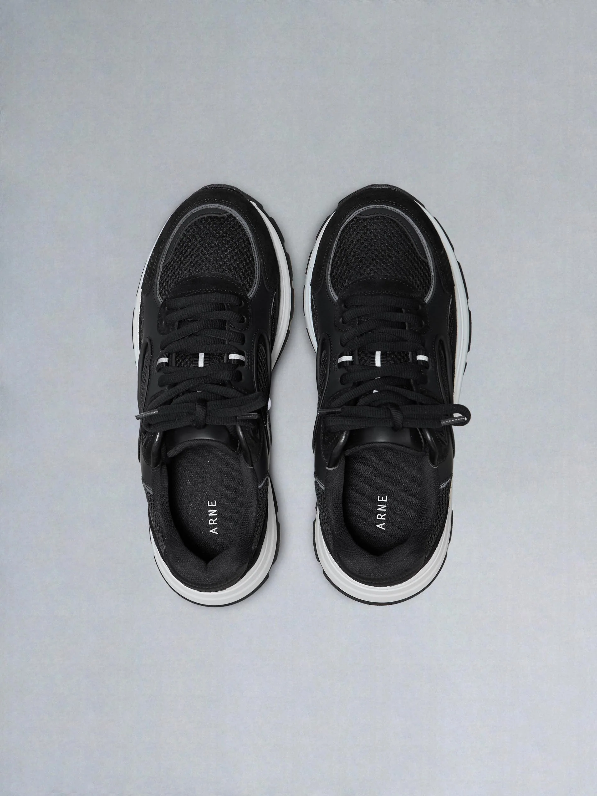 Circuit Trainer in Midnight Black - Image 5