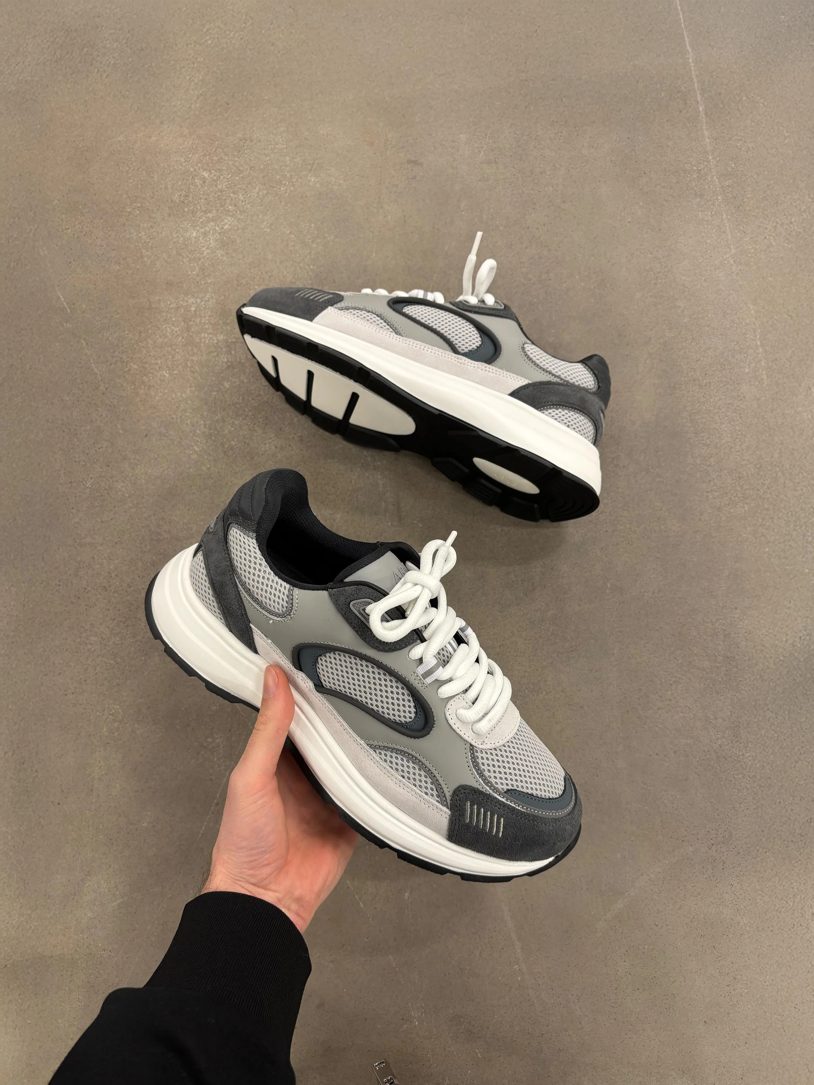 Circuit Trainer in Ocean Grey - Image 6