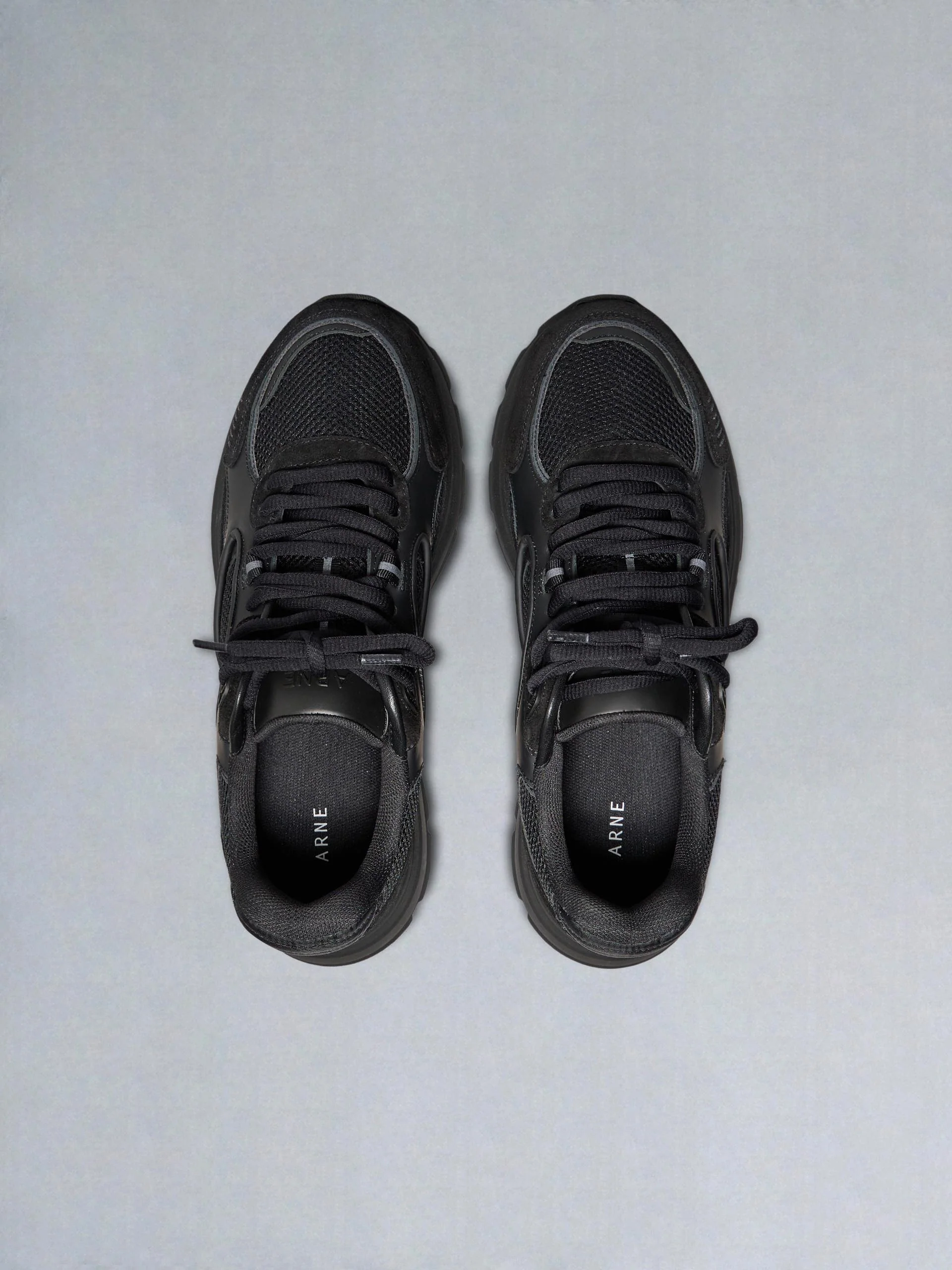 Circuit Trainer in Triple Black - Image 5