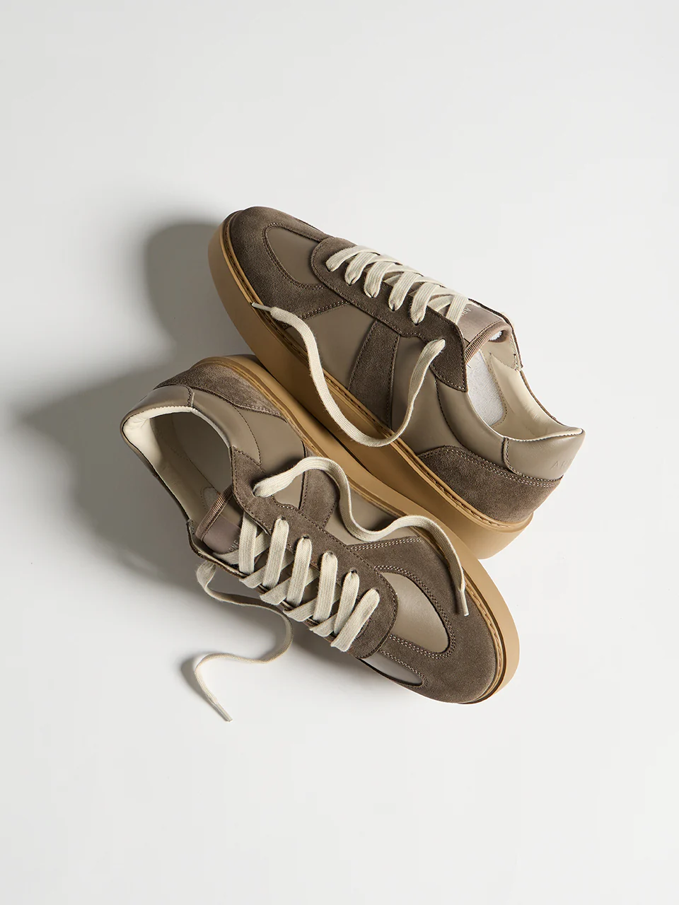 Classic Court Trainer in Brown Gum - Image 2