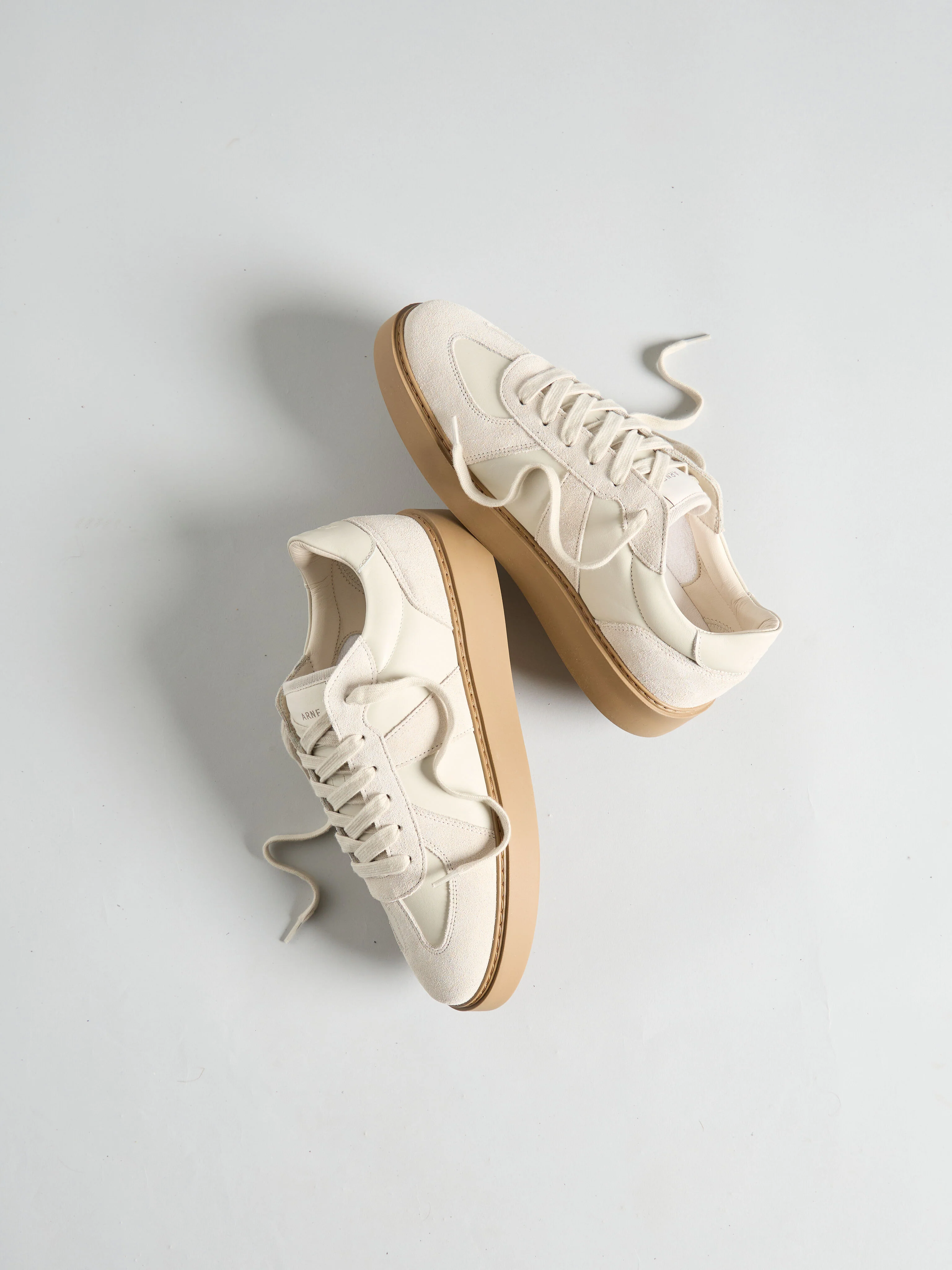 Classic Court Trainer in Stone Gum - Image 2